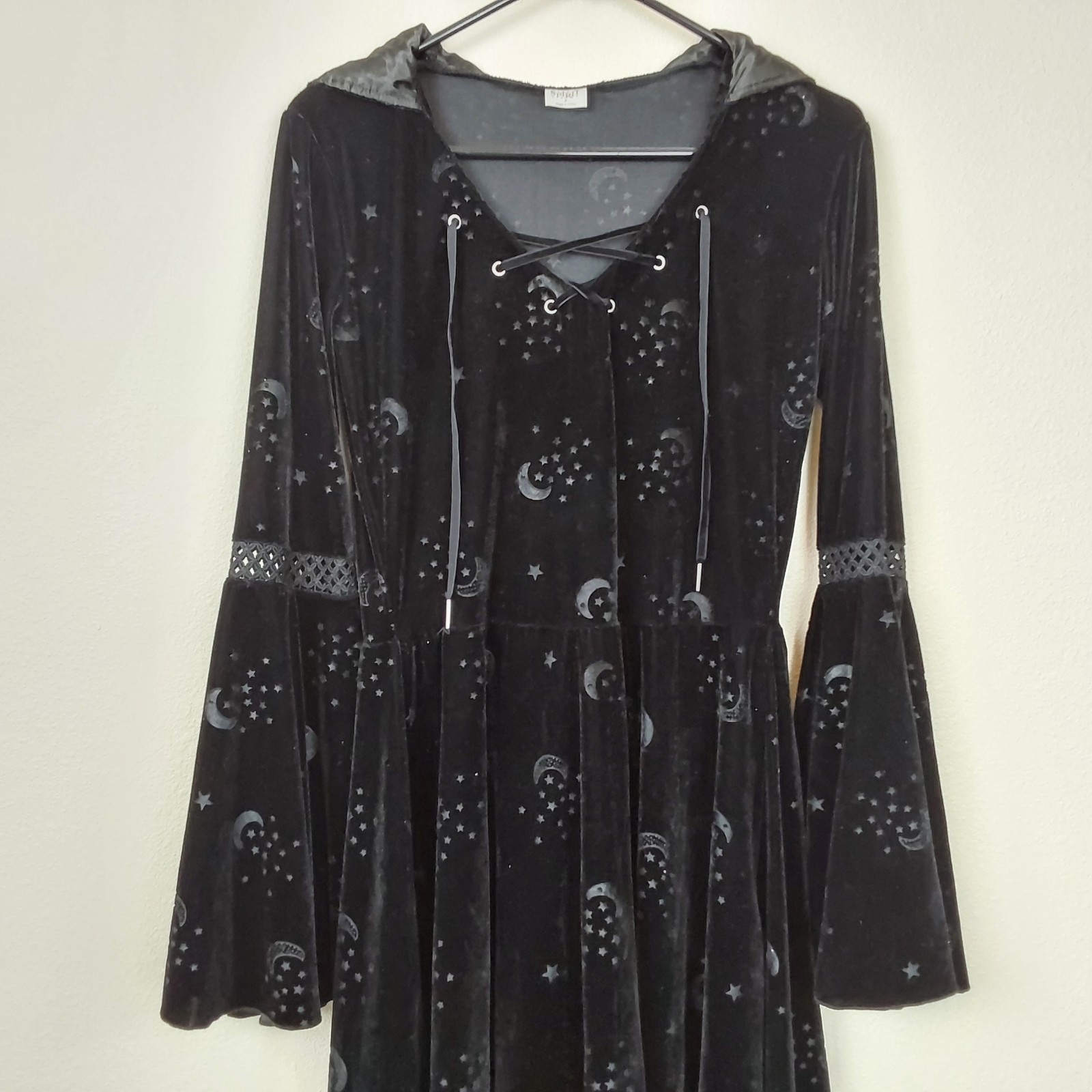 Spirit Halloween Black Velvet Celestial Witch Dress Hooded Whimsigoth Costume M