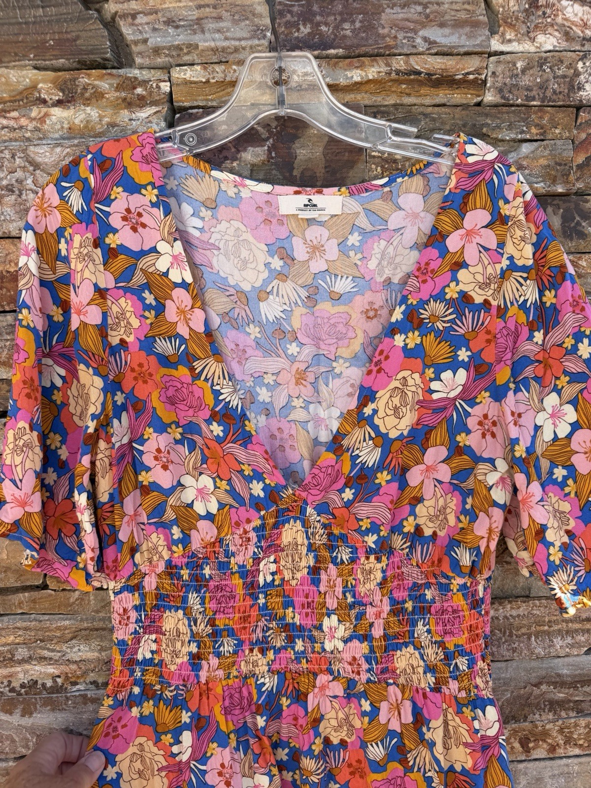 Rip Curl Dress Sz M Floral Lightweight Vacation Maxi Smocked Resort Beach