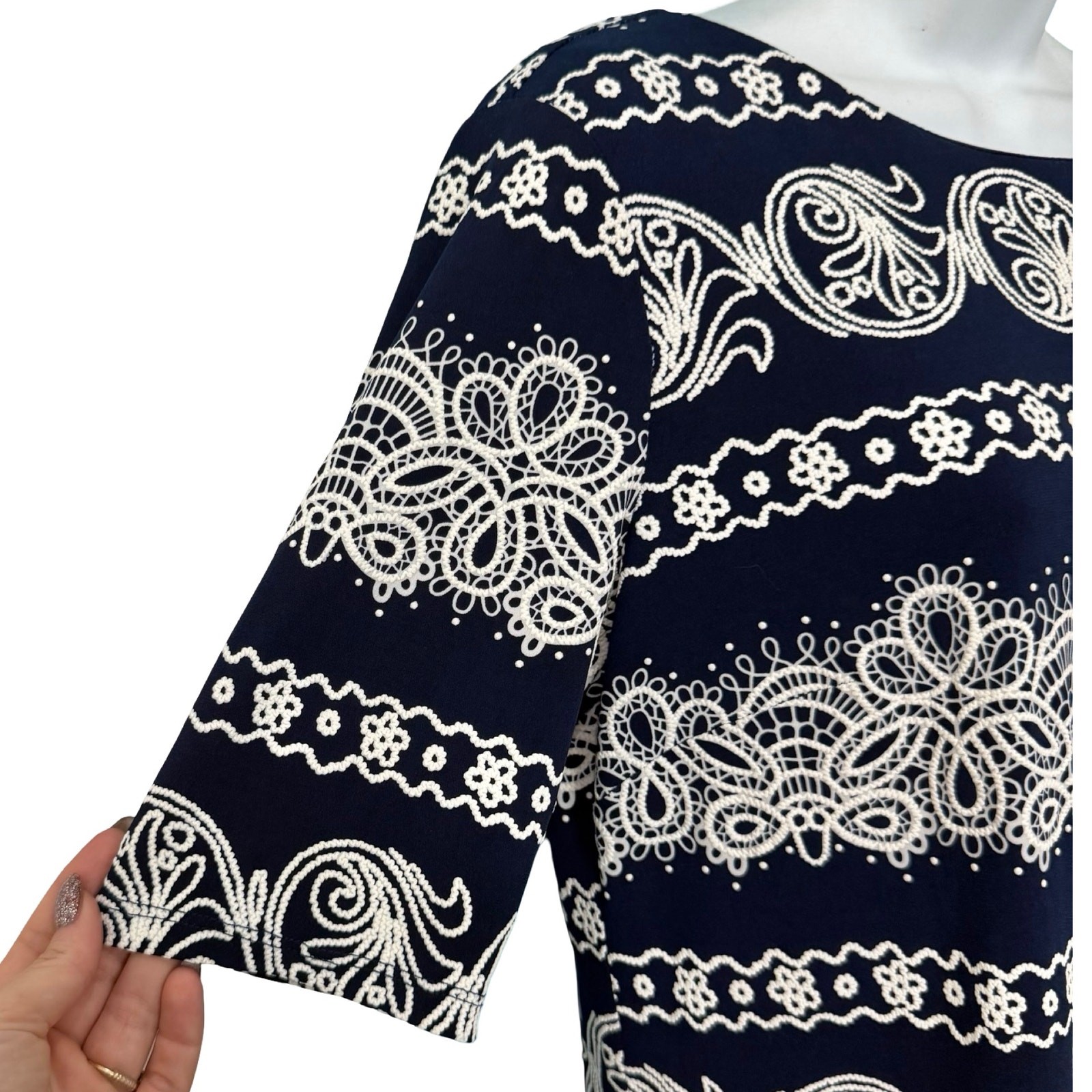 R&K Navy Blue White Lace Accents Shift Knee Length Dress Size 12 Professional