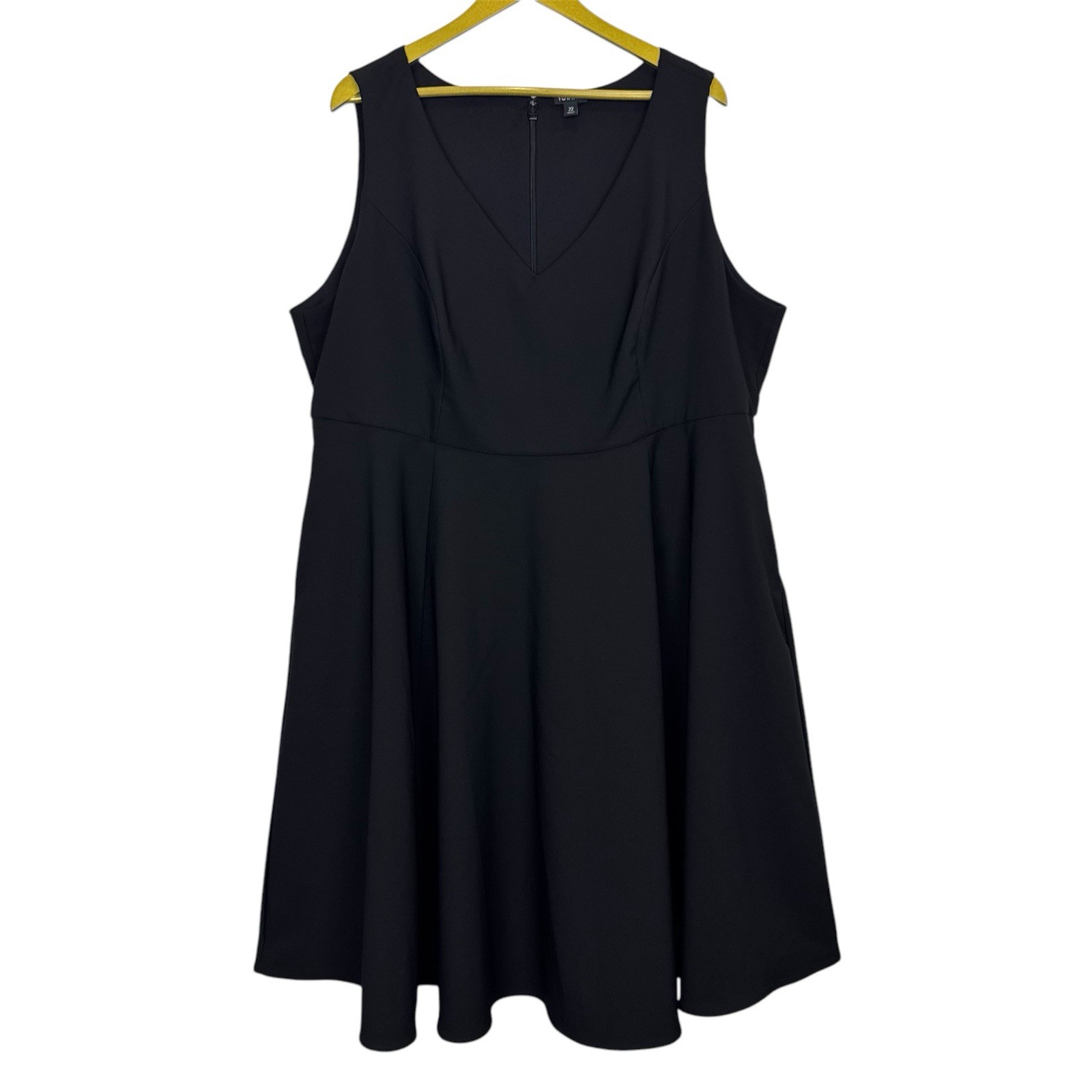 Torrid At The Knee Studio Refined Crepe Skater A-Line Dress Size 22 Black Pocket