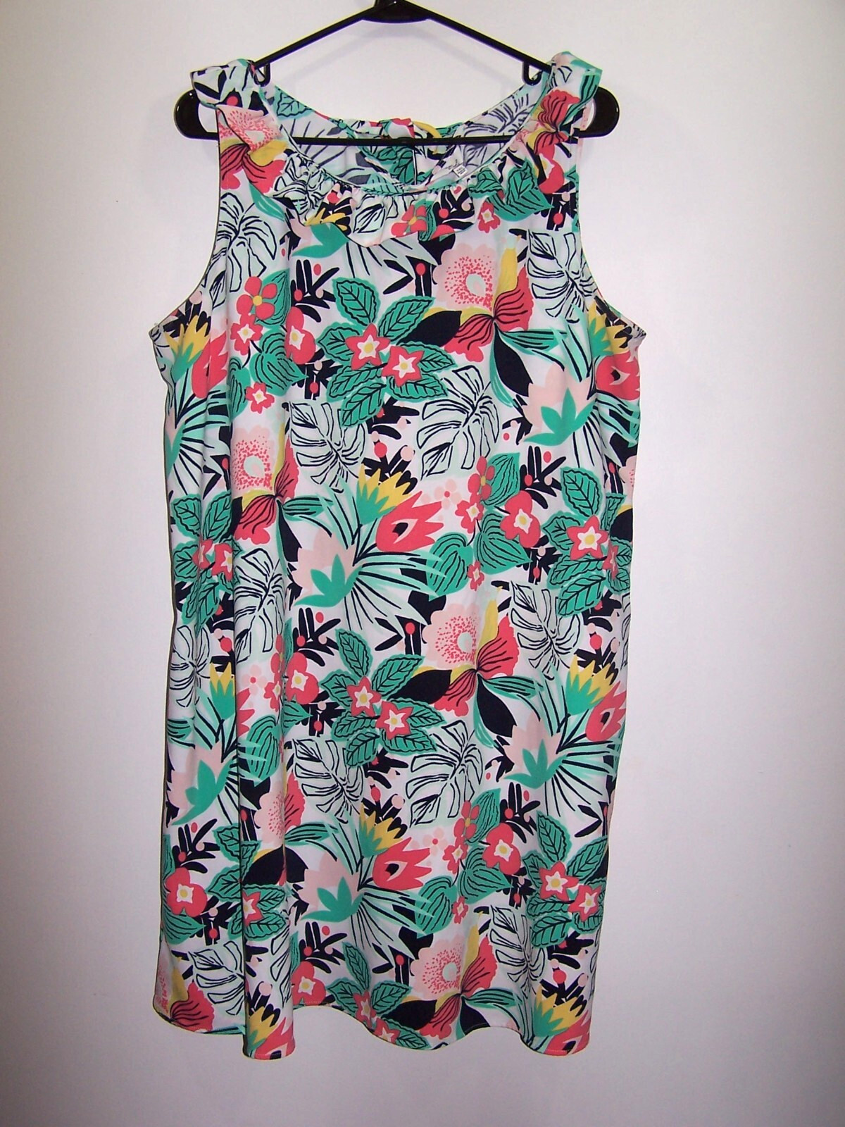 Crown & Ivy Knee Length Multicolor Floral Dress, Bow At Back Of Neck – Size XXL