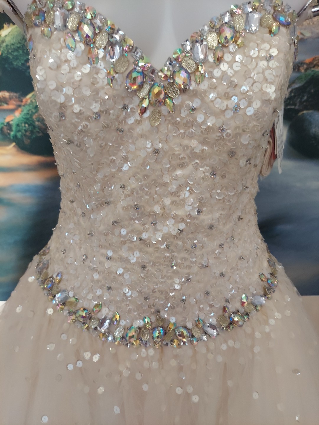 Morilee Sz 8 Ivorycream Sequingem Lace AdjustableBack Sizeing prom dress