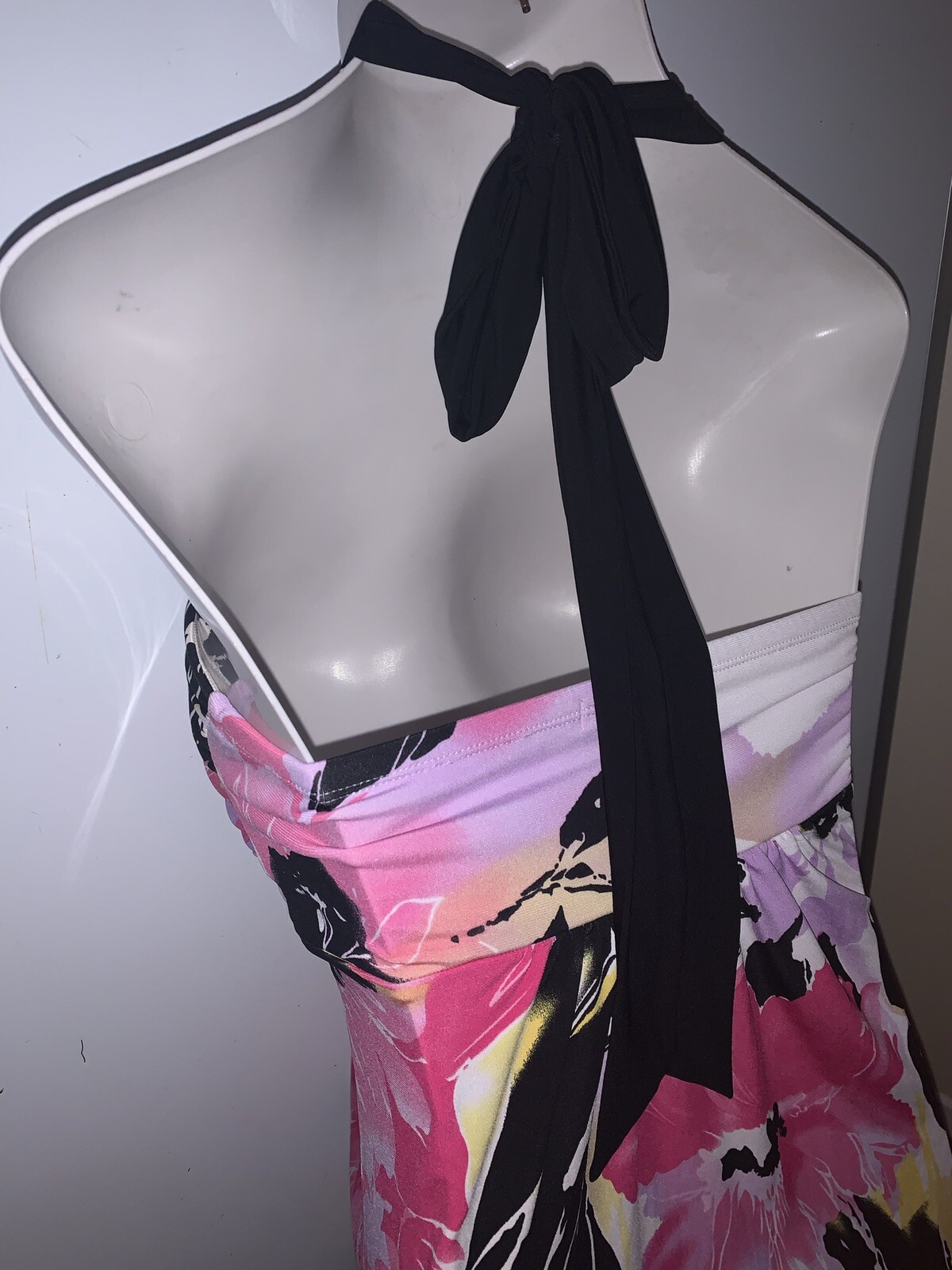 Womens LA BELLE Halter Strap Floral Above Knee Dress ~ Size Medium M
