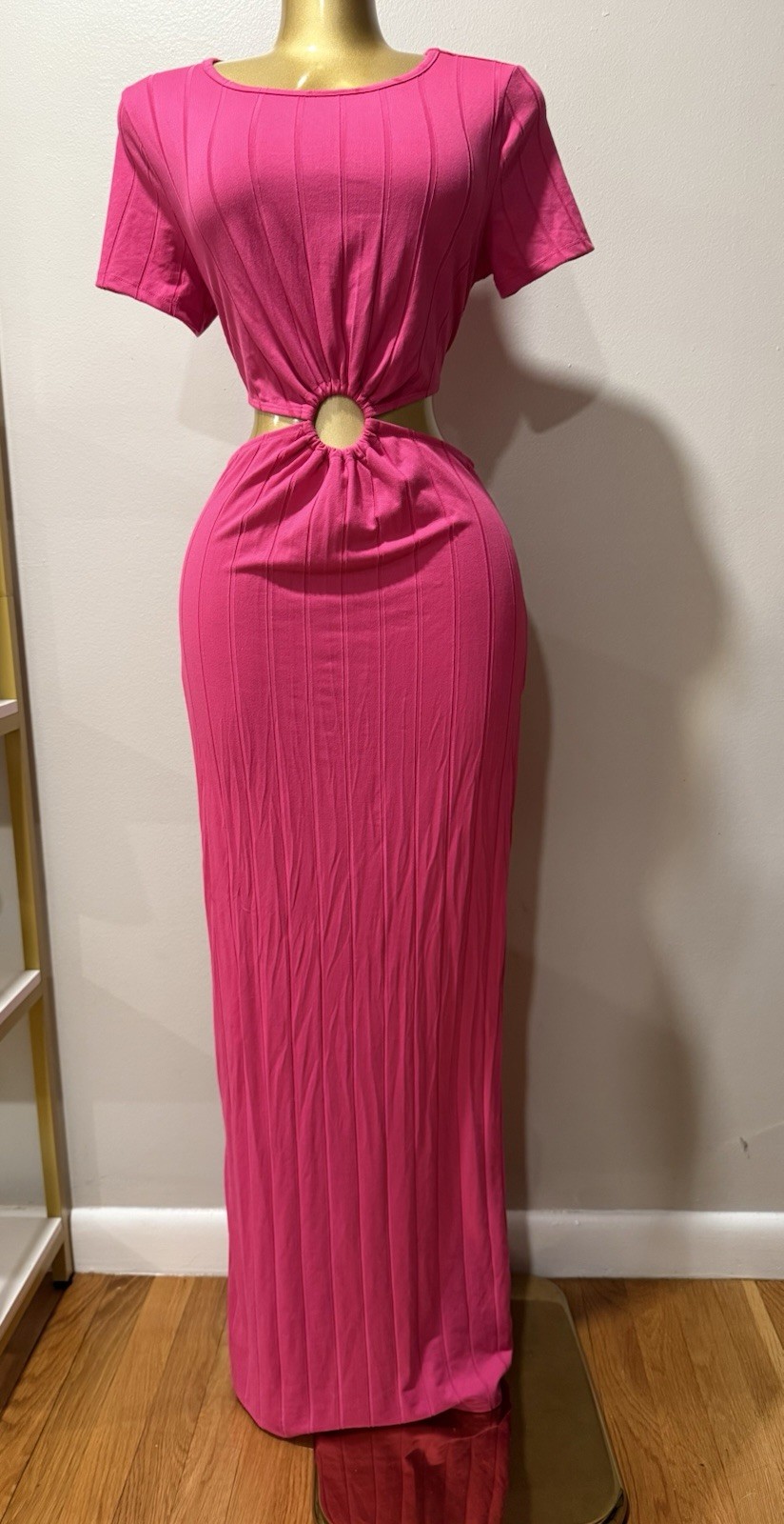 love J U.S.A Pink Solid Maxi Dress Cut Out Ring Accent Round Neck Short Sleeve L