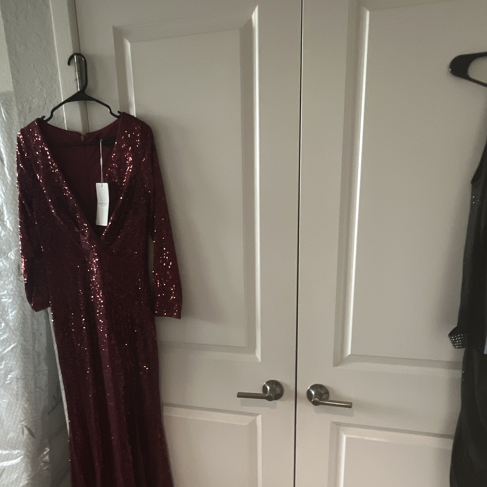 Ever-Pretty Burgundy Sequin V-Neck 3/4 Sleeve Maxi Dress Side Slit M