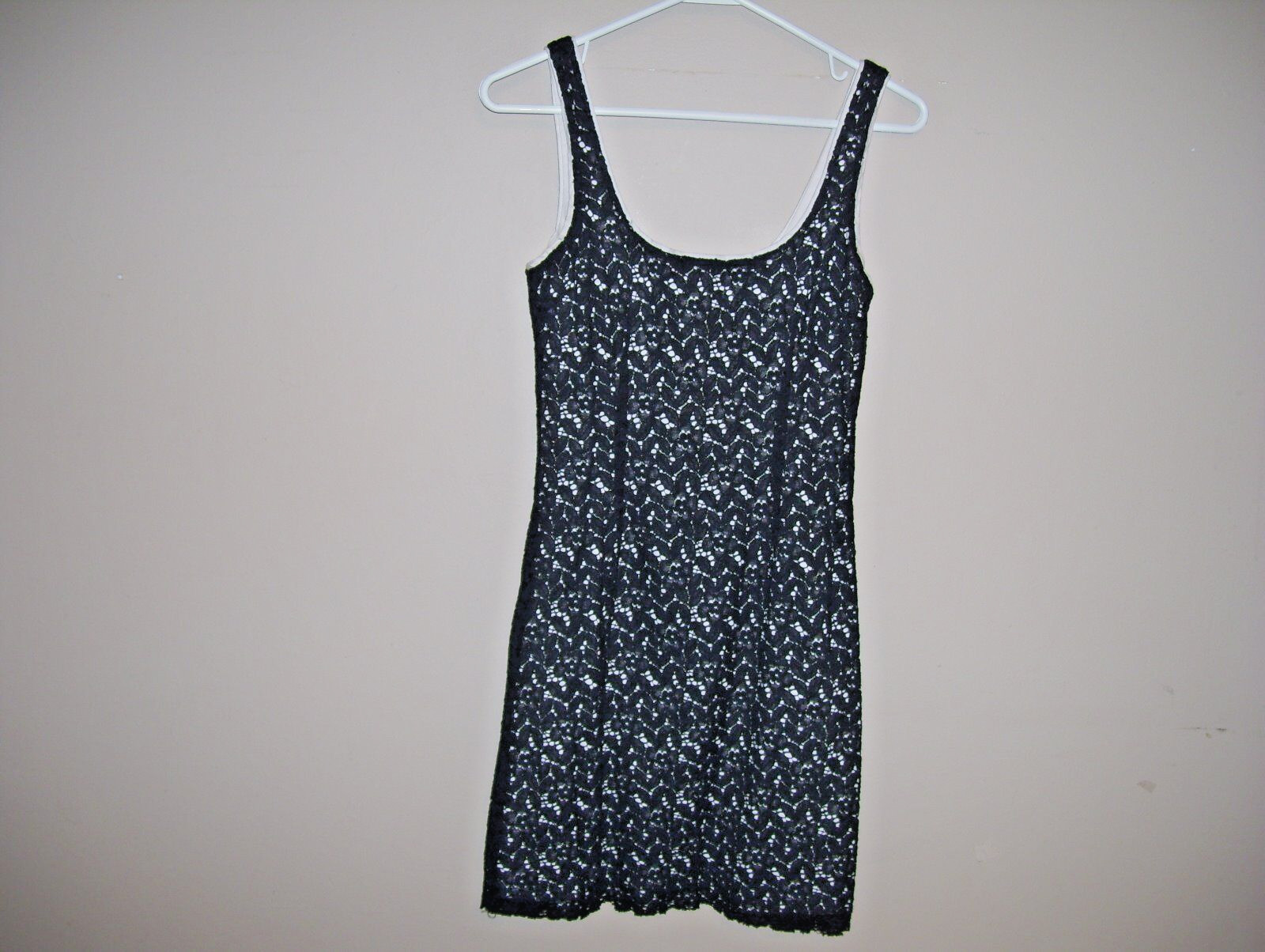 BB Dakota Womens Size 2 Black & White Lace Sleeveless Wiggle Mini Dress