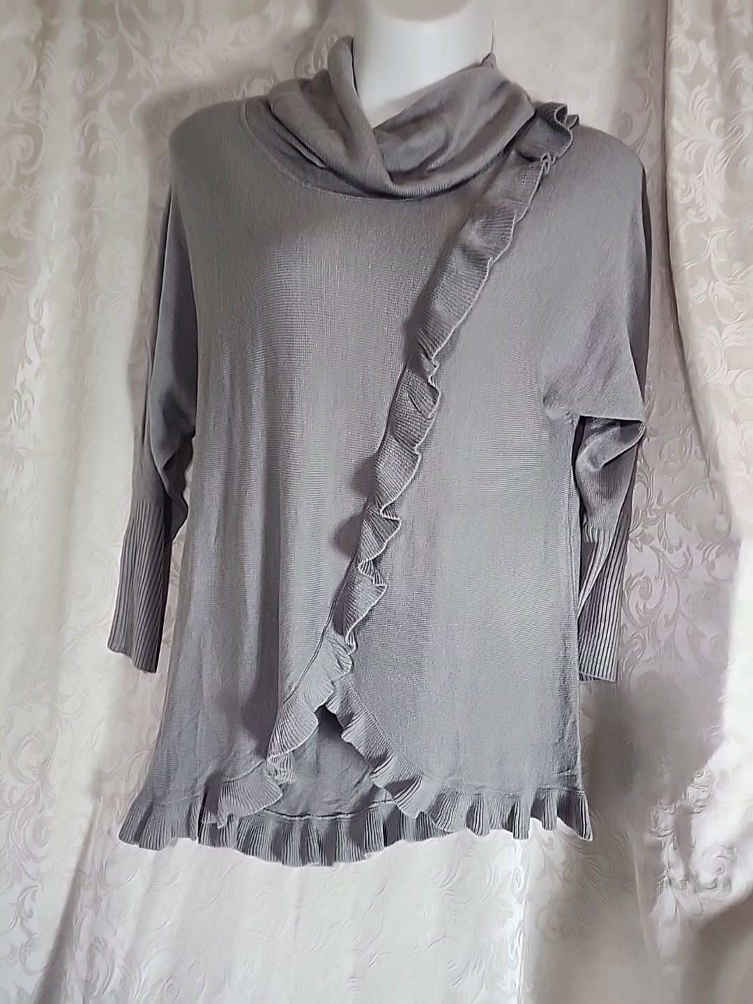 BIRCH NY Cowl Neck Long Sleeve gray Ruffled sz L Slightly Oversized 2831