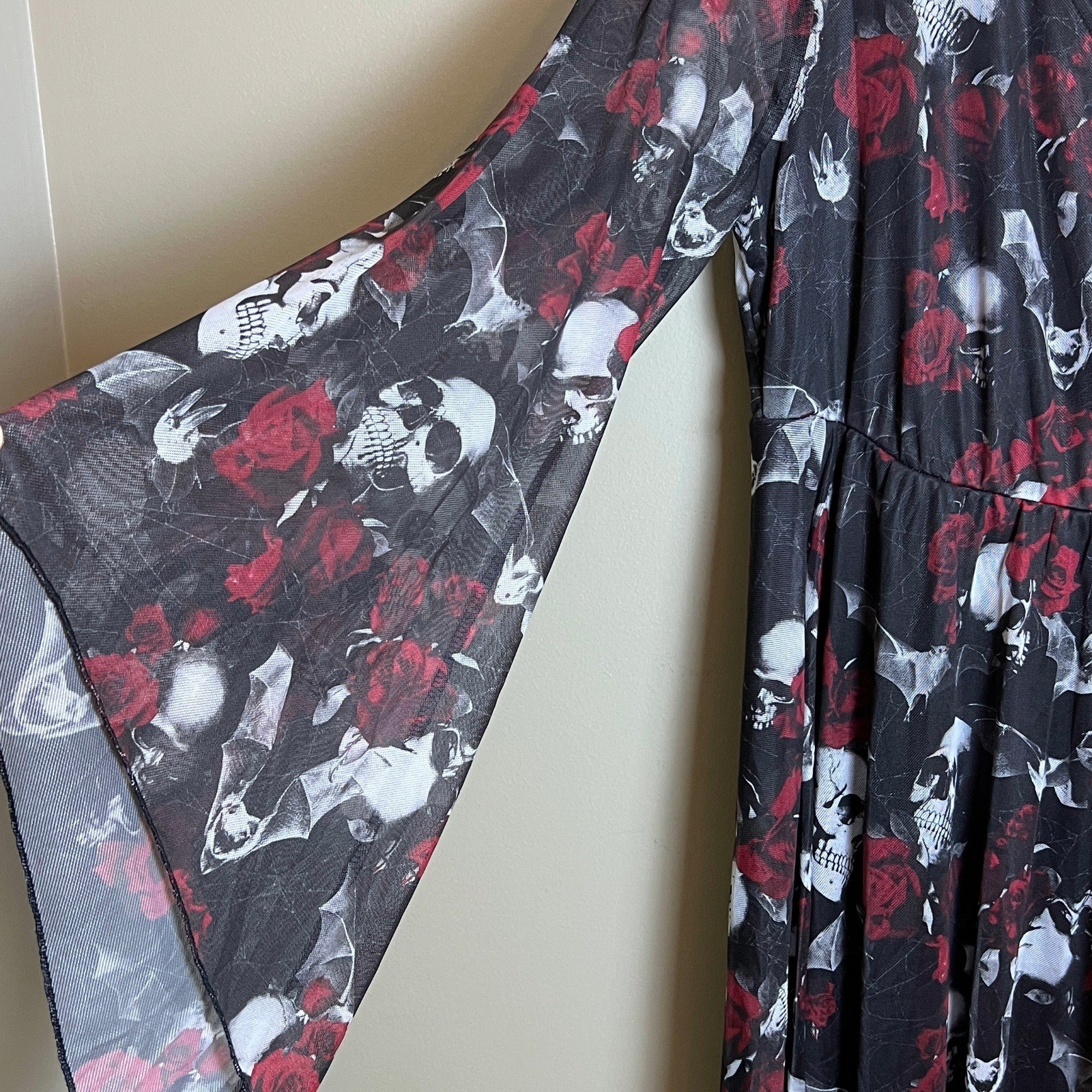 BloomChic Skull Rose Bat Print Mesh Handkerchief Hem Goth Dress Womens 10 Black