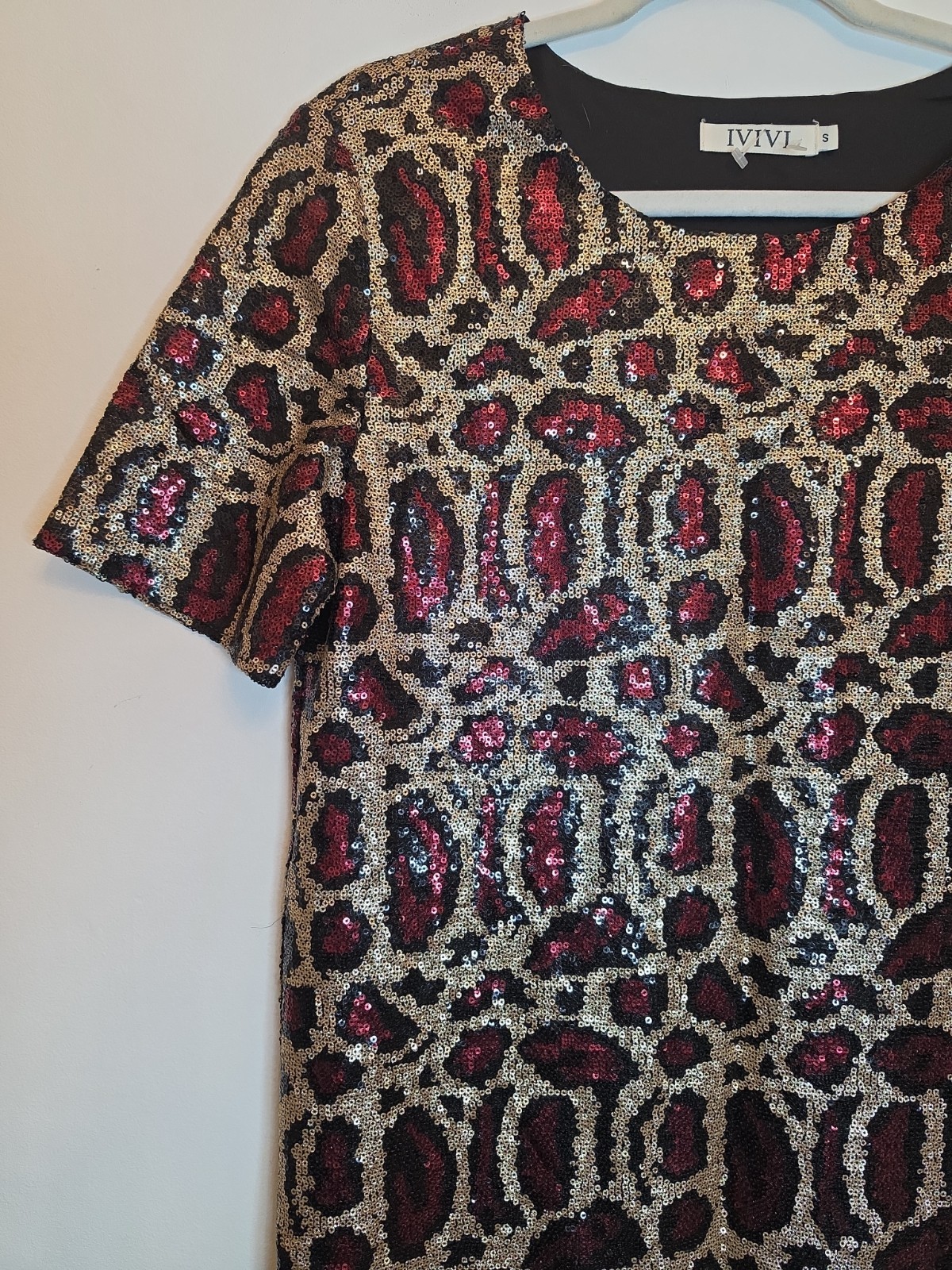 Ivivi Gold Red Black Sequin Leopard Print Shift Dress Size Small Party Christmas