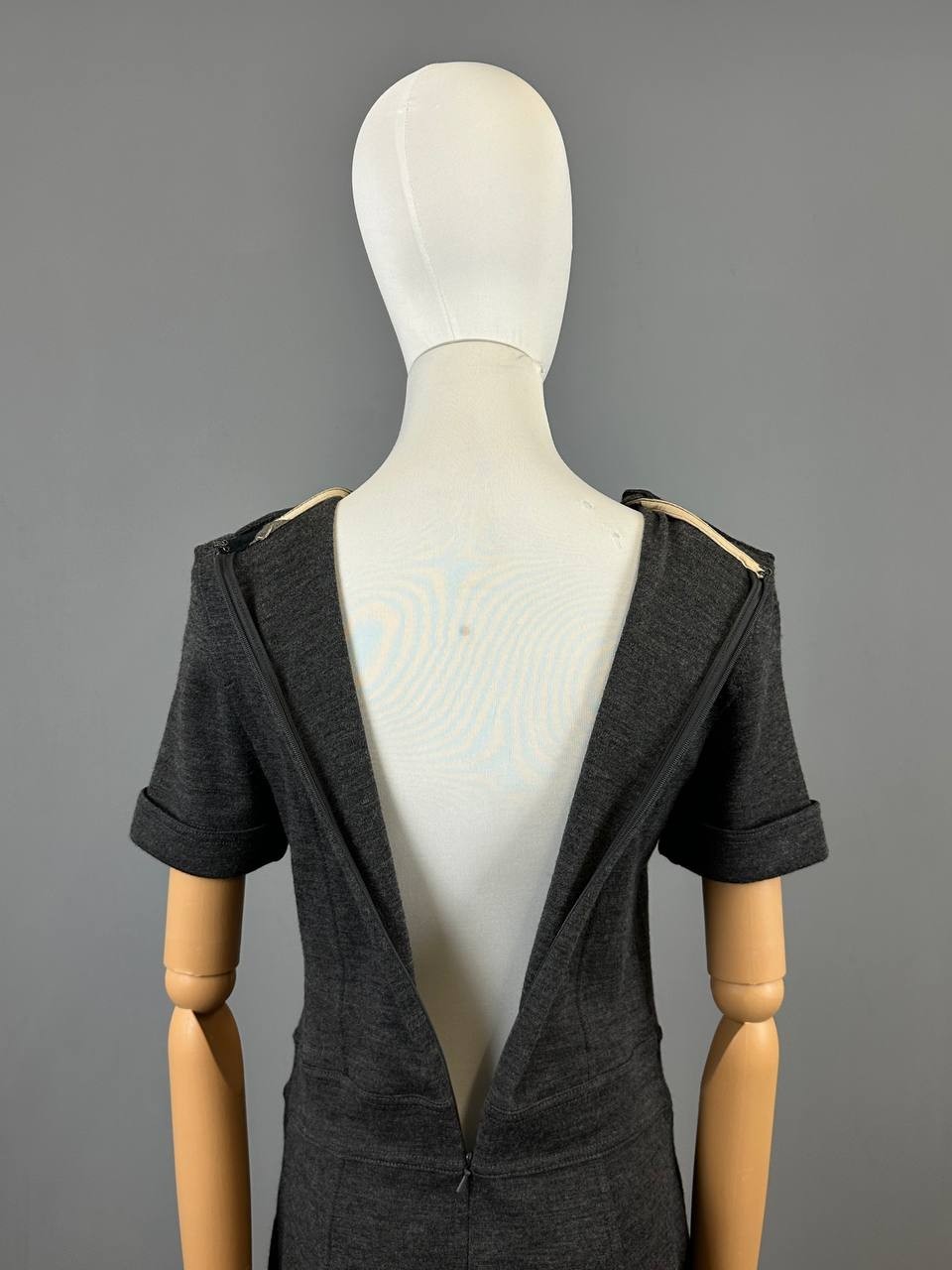 Burberry London Brit Gray Wool Short Sleve Sweater Midi Dress Size M