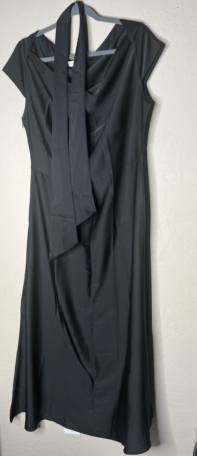 Atelier de LaHang Black Cowl Neck Short Sleeve Knee Length Tie Dress XXL