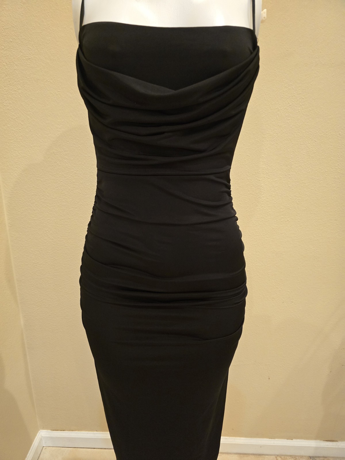 Black Sweetheart Ruched Spaghetti Strap Bodycon Midi Dress Size S