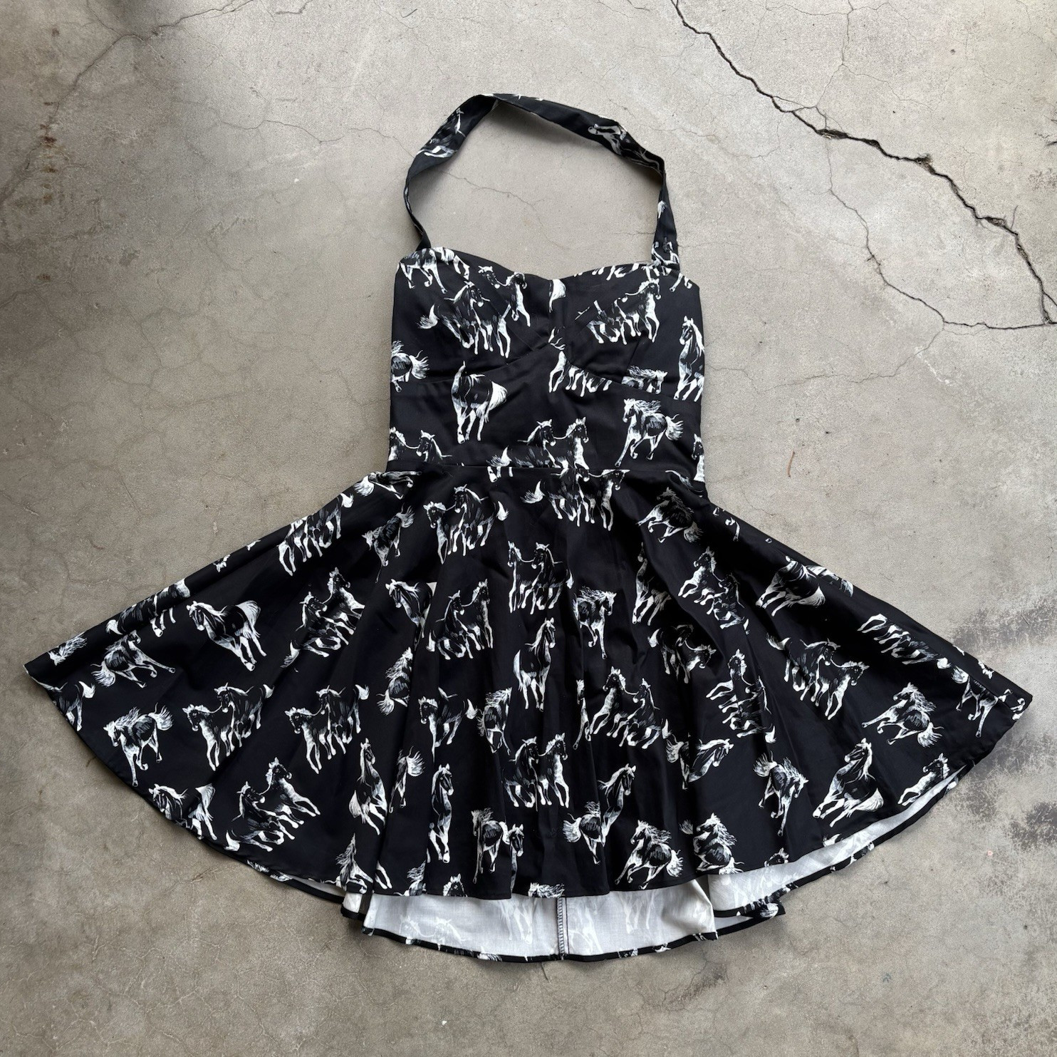 Dollz & Dames Black/White Horse Animal Print Sweetheart Halter Mini Dress L