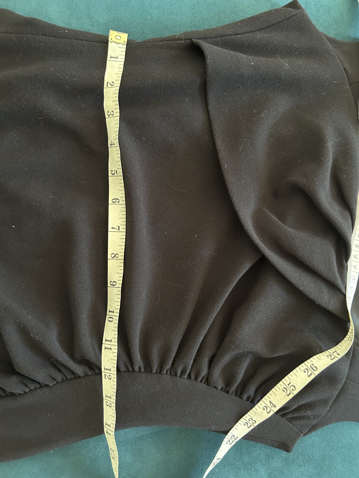 L.K. Bennett Black Cocktail Shift Pencil Dress Sz 12 EU40 Flattering Side Gather