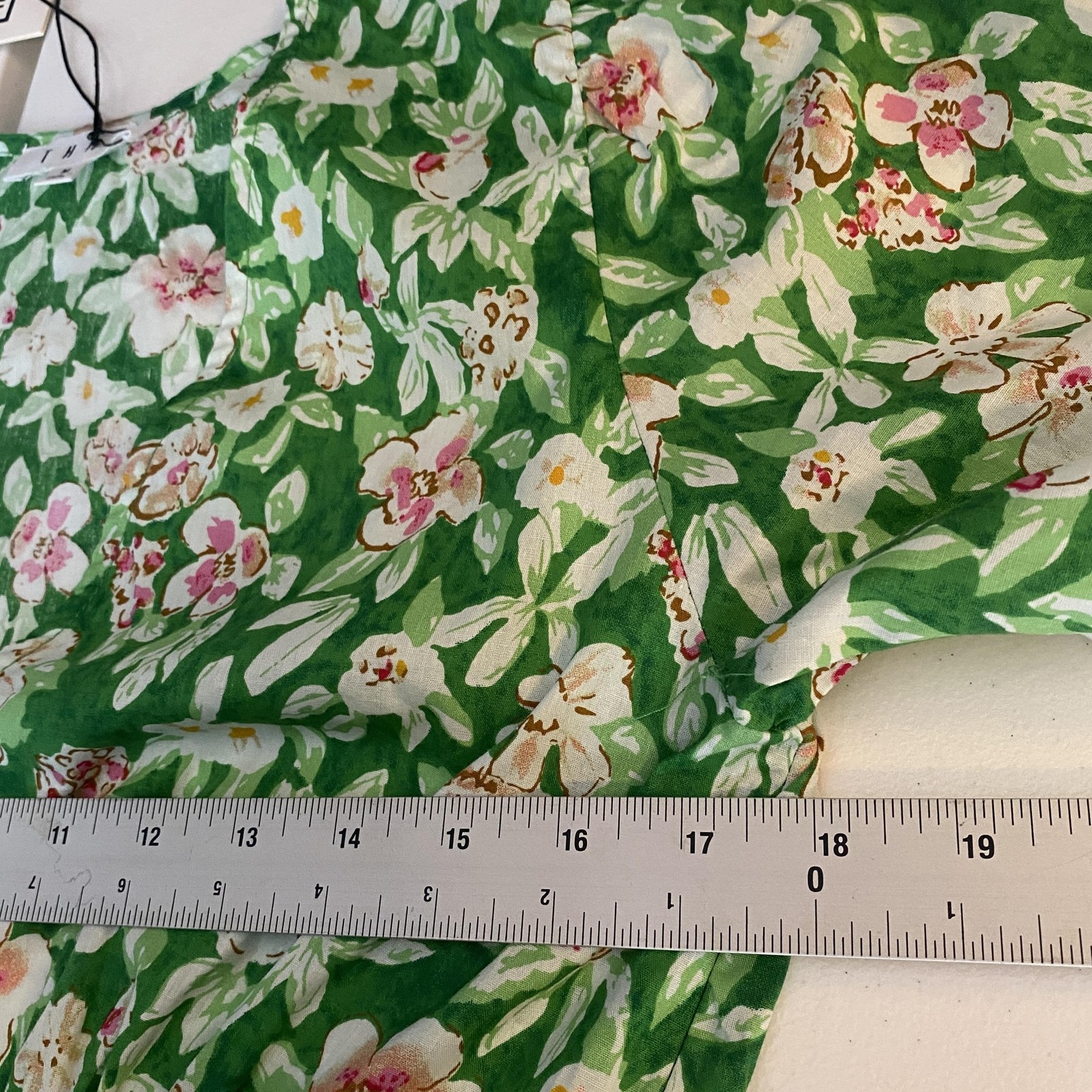 THML Dress Womens Medium Green Floral Puff Sleeve Ruffle Hem Coastal Cottage