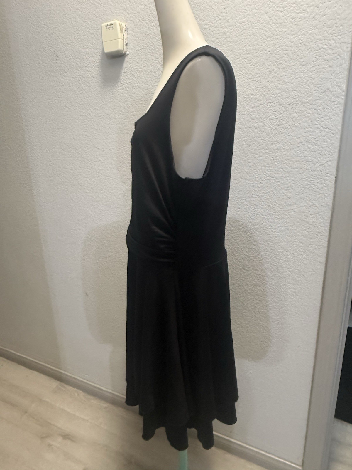 Trendy Queen Black Fit & Flare Square Sleeveless Short Stretch Dress XL Box Q