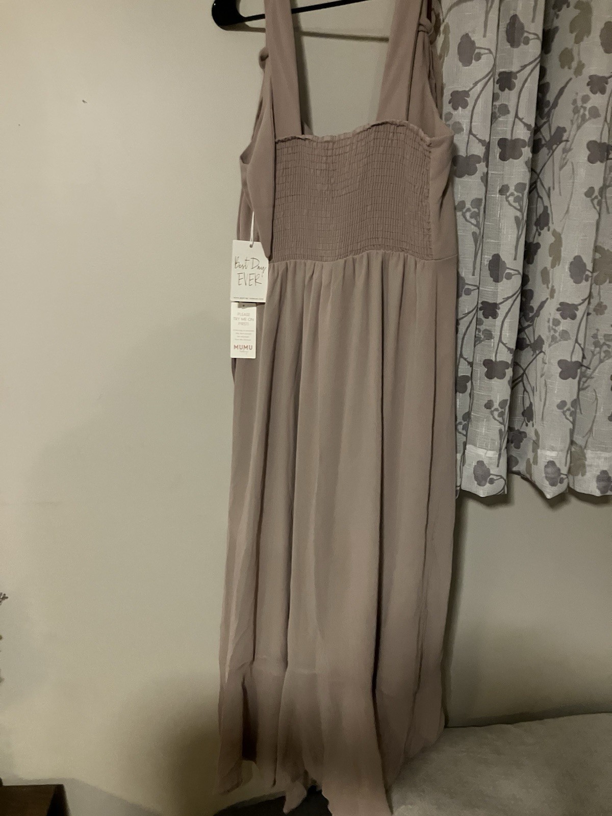 Show Me Your Mumu Women’s Bridesmaid Dress In Beige – XL. Discontinued NWT