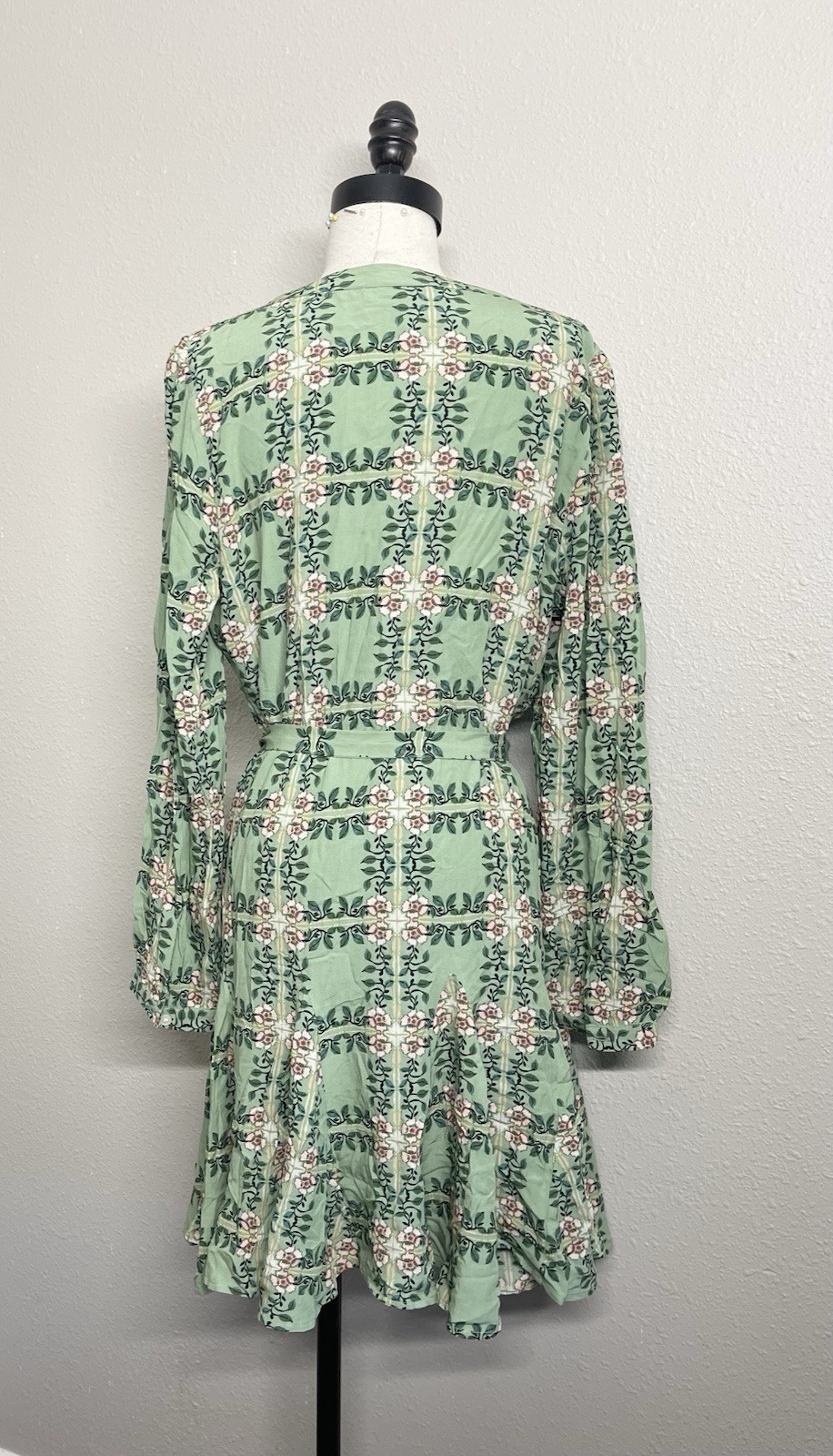 LOFT Mint Green Floral Long-Sleeve Tiered Dress L
