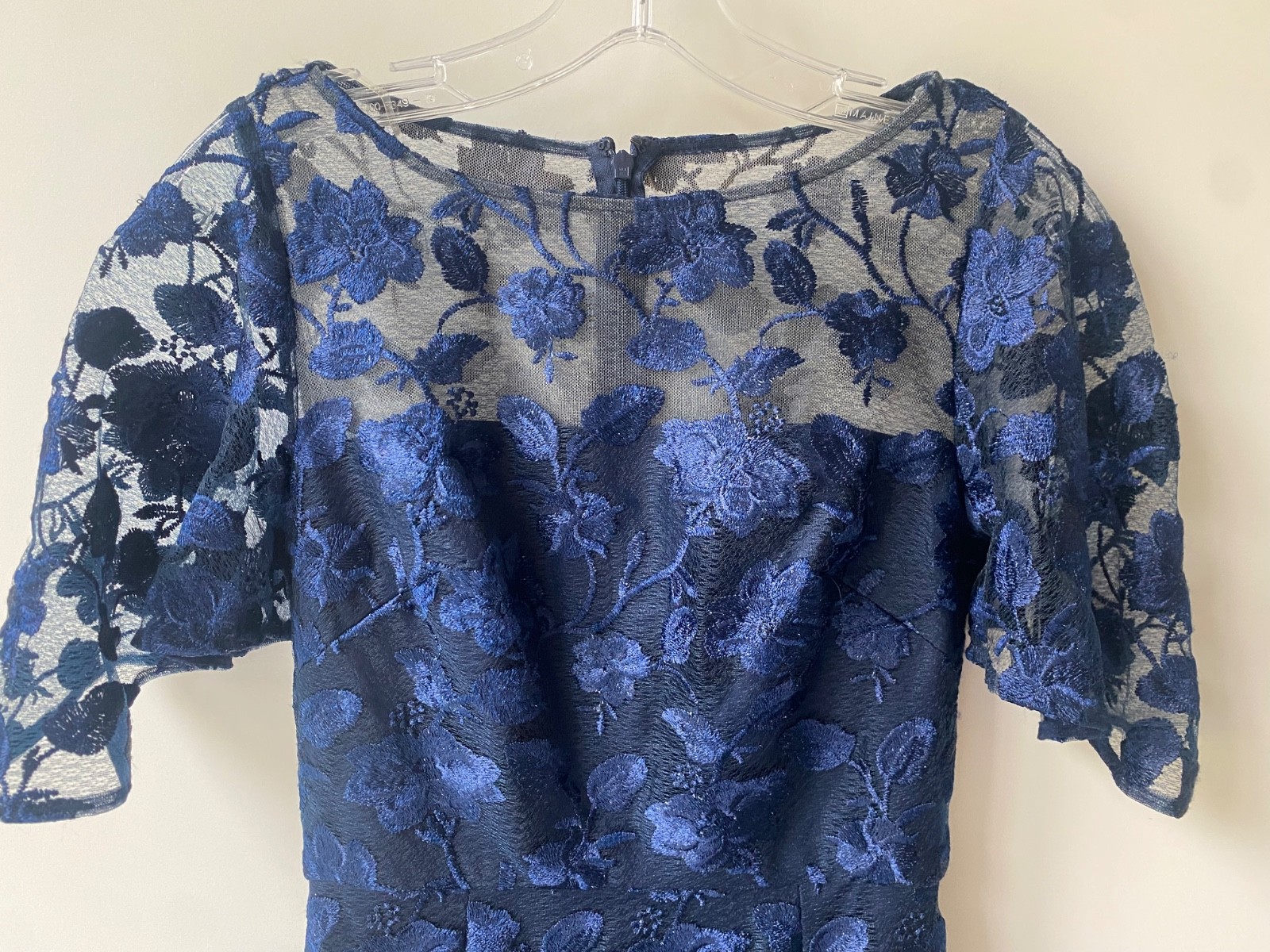 NEW! JS Collections Brooke Floral Embroidered Column Gown Navy [SIZE 0] #J1988