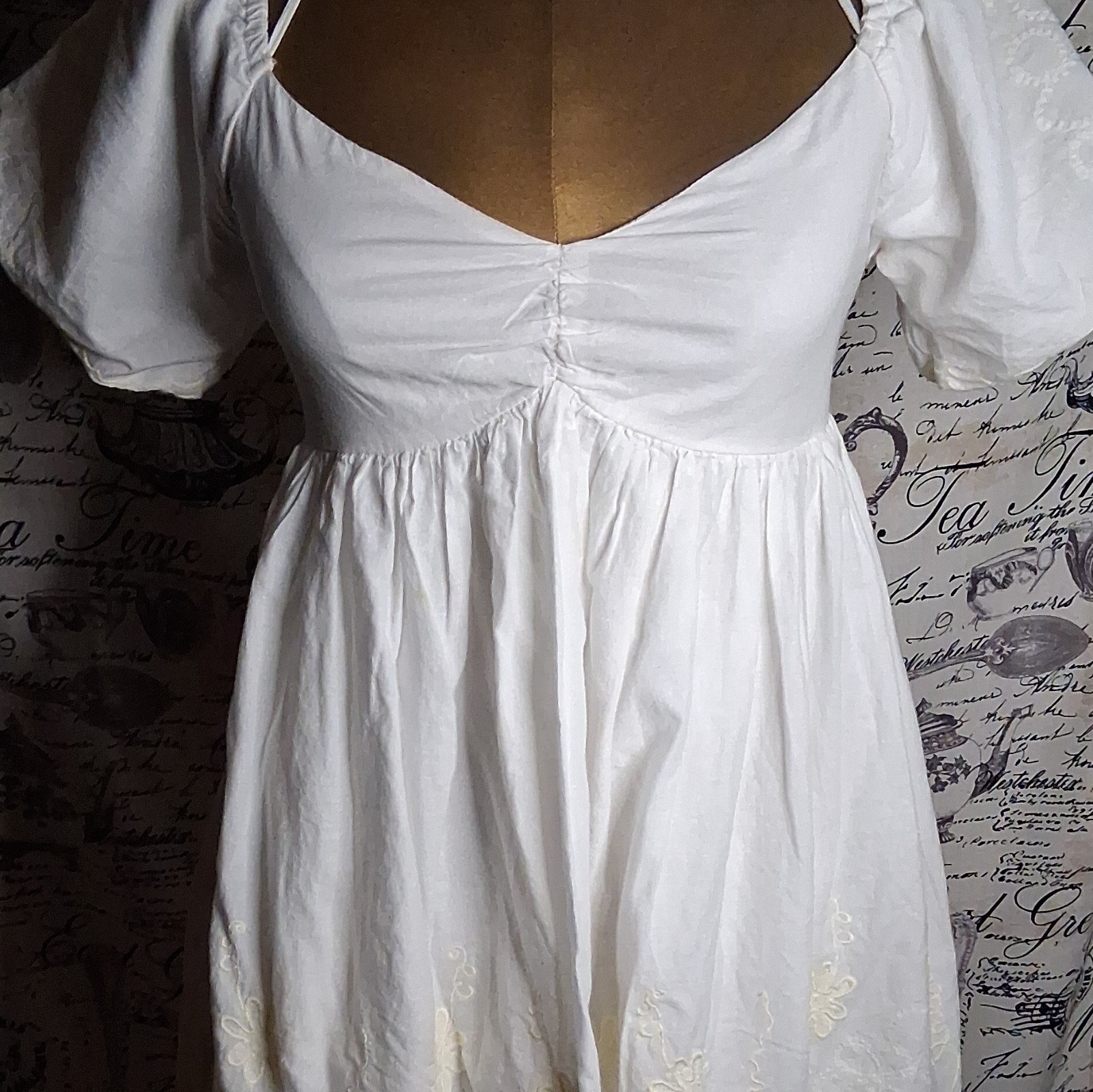 Urban Outfitters White Puff Sleeve Backless Tie Back Midi Dress Women’s M