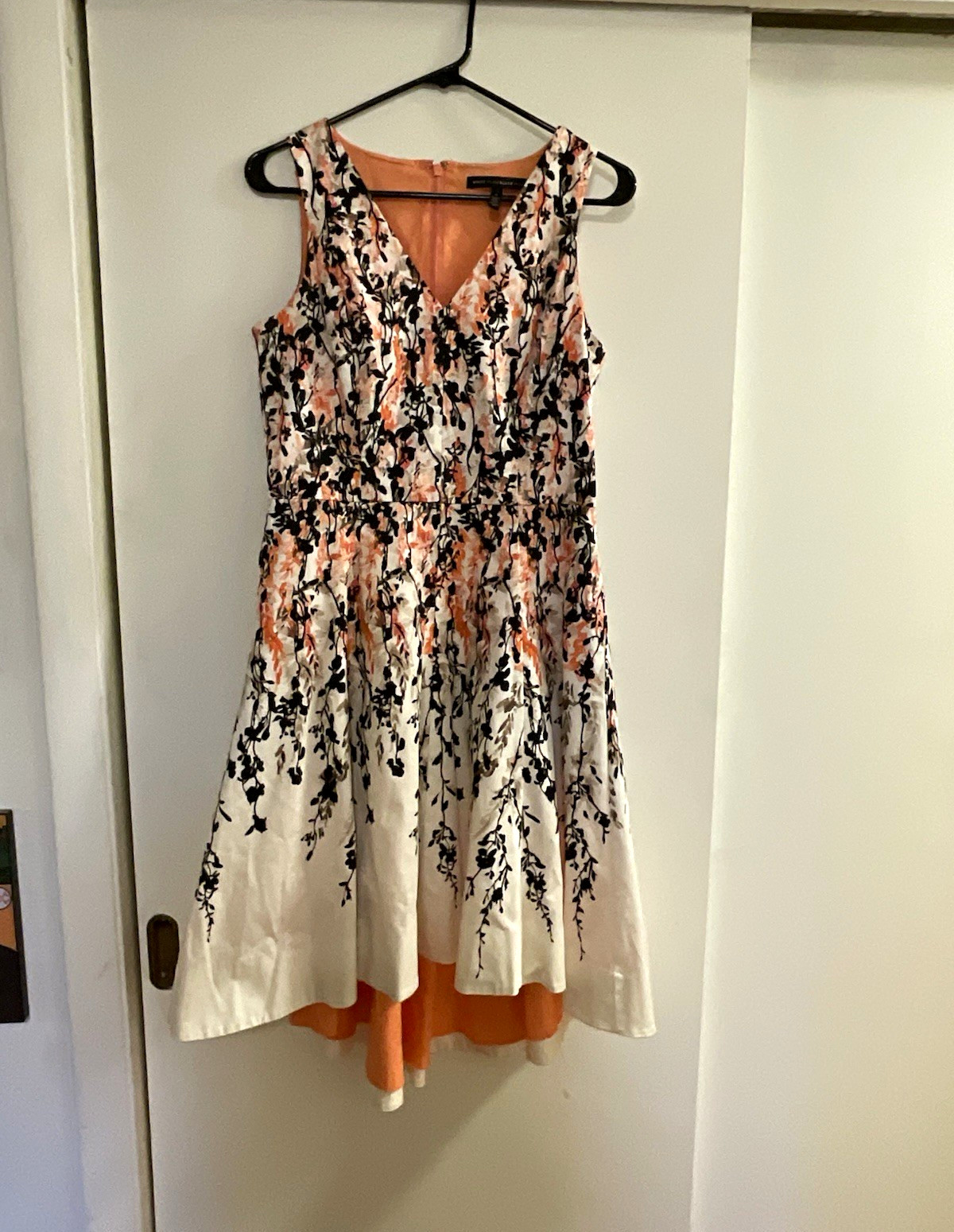 White House Black Market Women’s 6 Fit & Flare V-Neck Floral Cotton Zip Dress