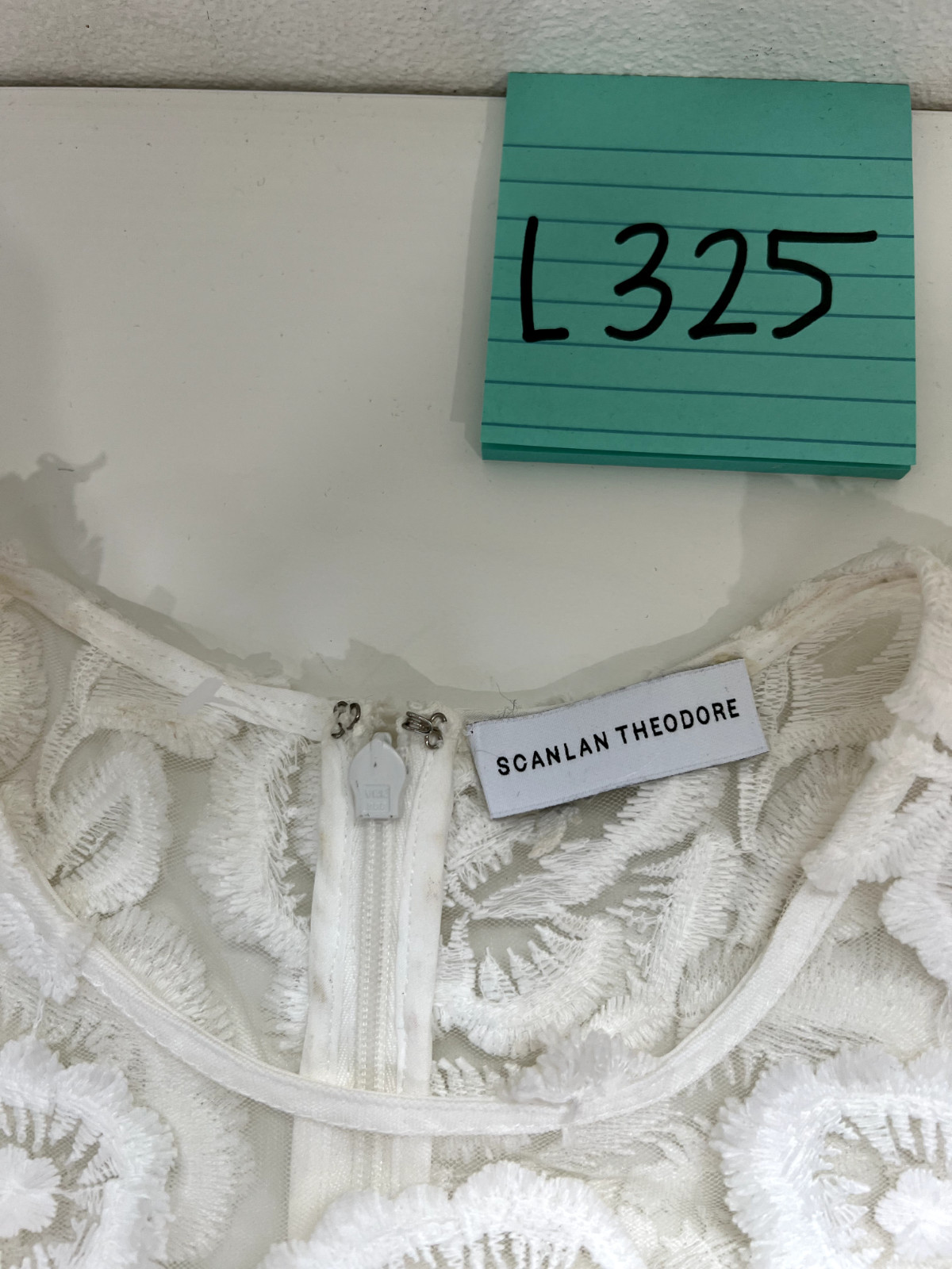 Scanlan Theodore White Sleeveless Rosebud Lace Dress 8 XS