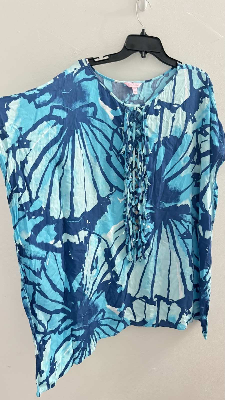 Preowned, size small, Lilly Pulitzer Lindamarie Caftan W/front tie detail
