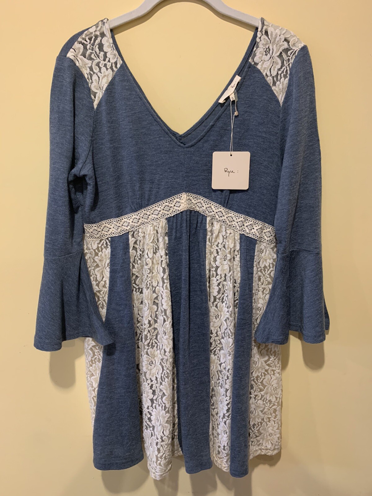 Ryu: Women’s Dress NWT Size Small S Blue Ivory Tan Lace Bell Sleeves V-Neck