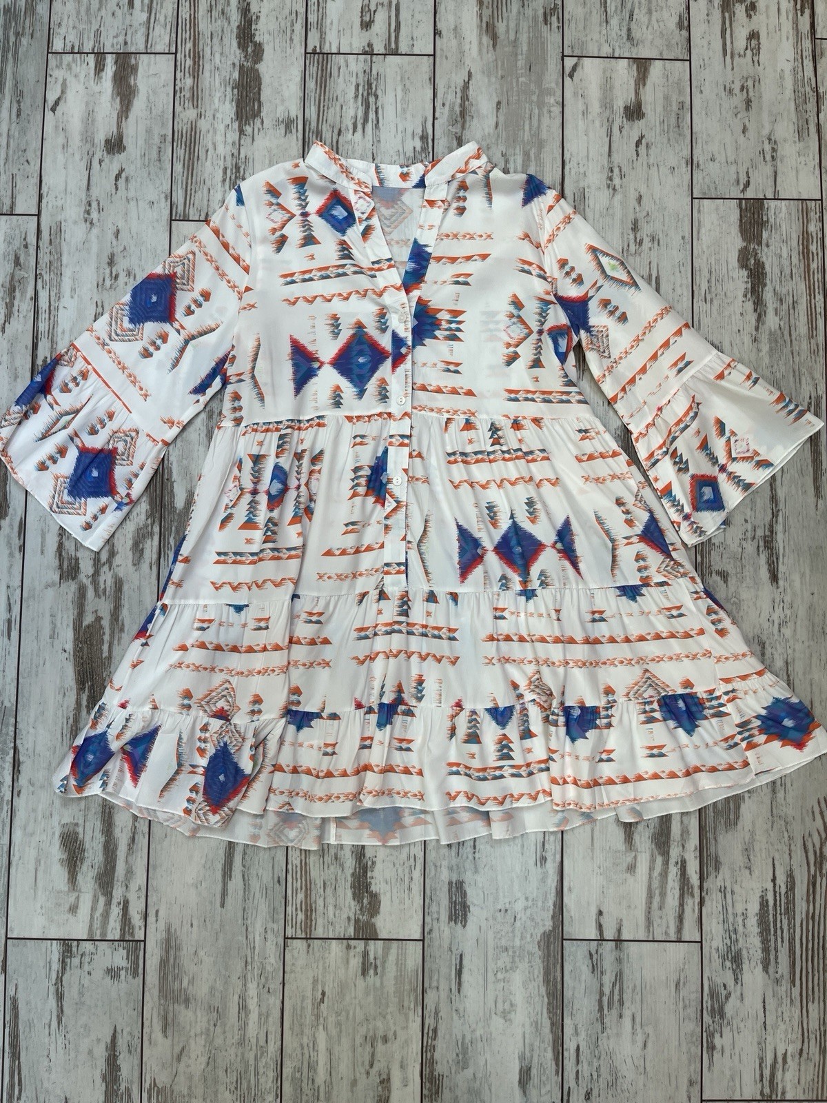 Boho Geometric Tribal Print Tiered Dress V-Neck Bell Sleeve Womens Medium NWOT