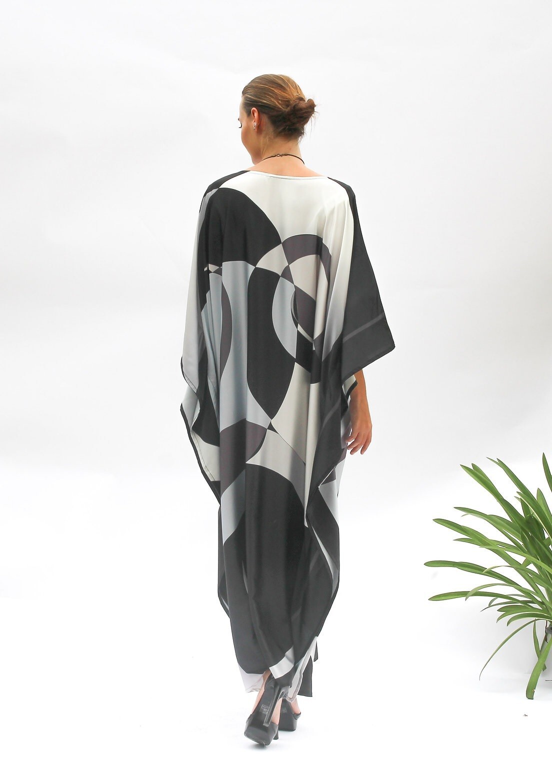 Printed Black & White Kaftan, Long Caftan, Soft Satin Silk Kaftan, J5819