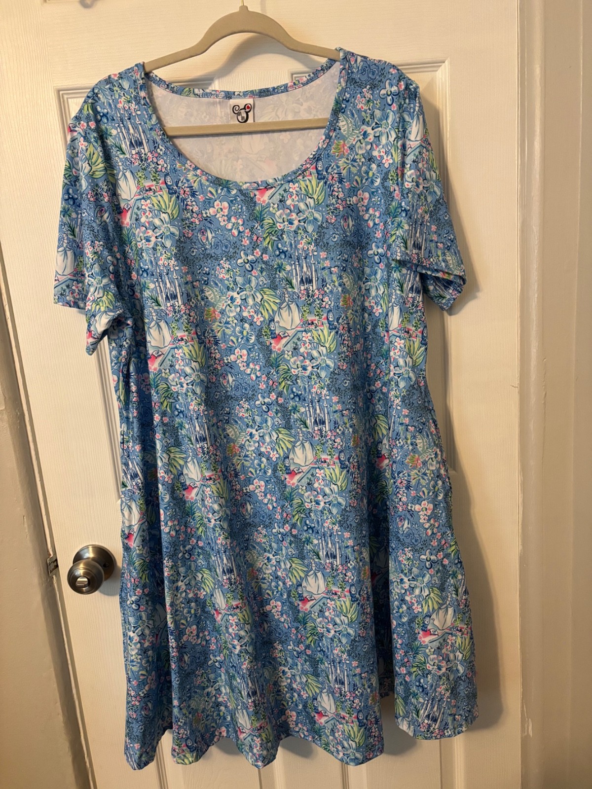 Disney Parks Women’s XL Blue Floral Swing Dress Hidden Mickey Pockets NWOT