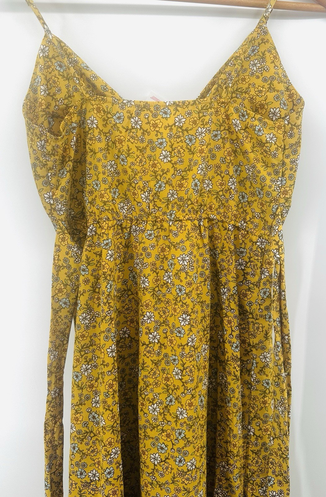 New No Boundaries Babydoll Spaghetti Strap Dress Sz 3-5 Jrs Yellow Floral HH26