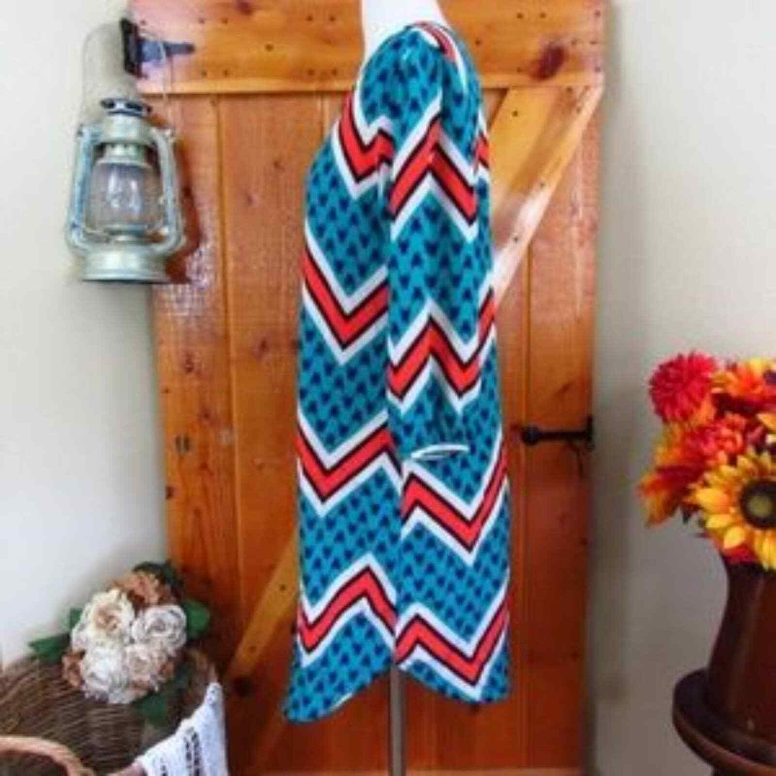 PEACH LOVE CREAM Colorful Mini Tunic Dress Charlie Brown Zig Zag Print Medium