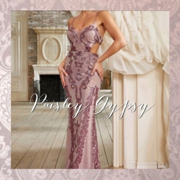 Premium Brand And Quality Special Event Maxi Dress in Blush Pink
