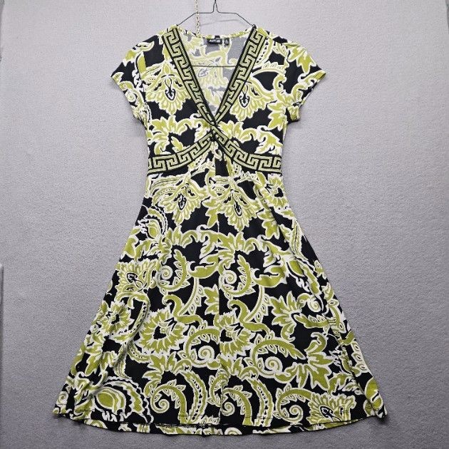 Apt. 9 Women’s Size Petite Medium Black Green White Short Sleeve Dress