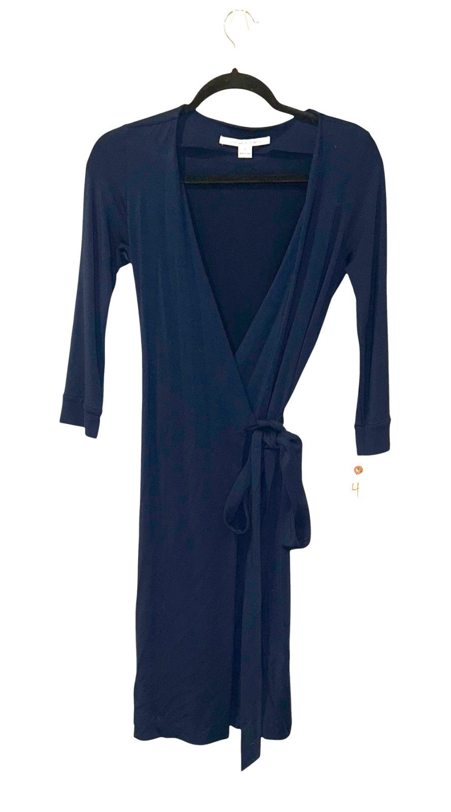 Beautiful DIANE VON FURSTENBERG Wrap Dress SIZE 4 (HOLLYWOOD WARDROBE)
