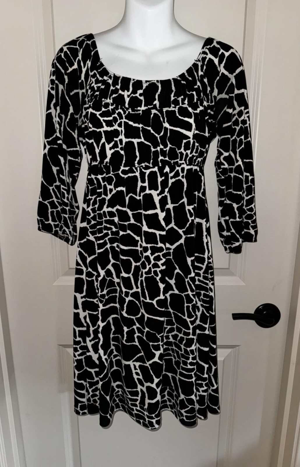 CATCH MY I Black/White Animal Print Scoop Neck Dress ~ Made in USA ~ Size MEDIUM