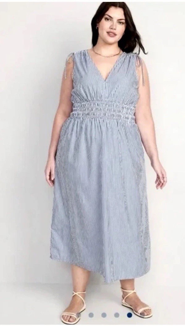 Old Navy Sz 3X Blue V Neck Stretch Tank Maxi Flare Dress Tie Shoulder Smocked