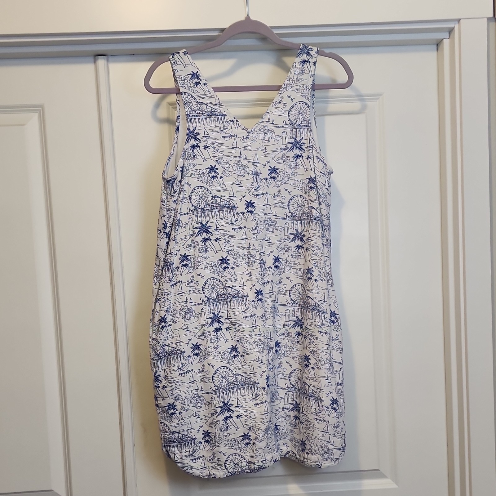 Old Navy White Blue Scenic V-Neck Sundress Knee Length Cotton Rayon M