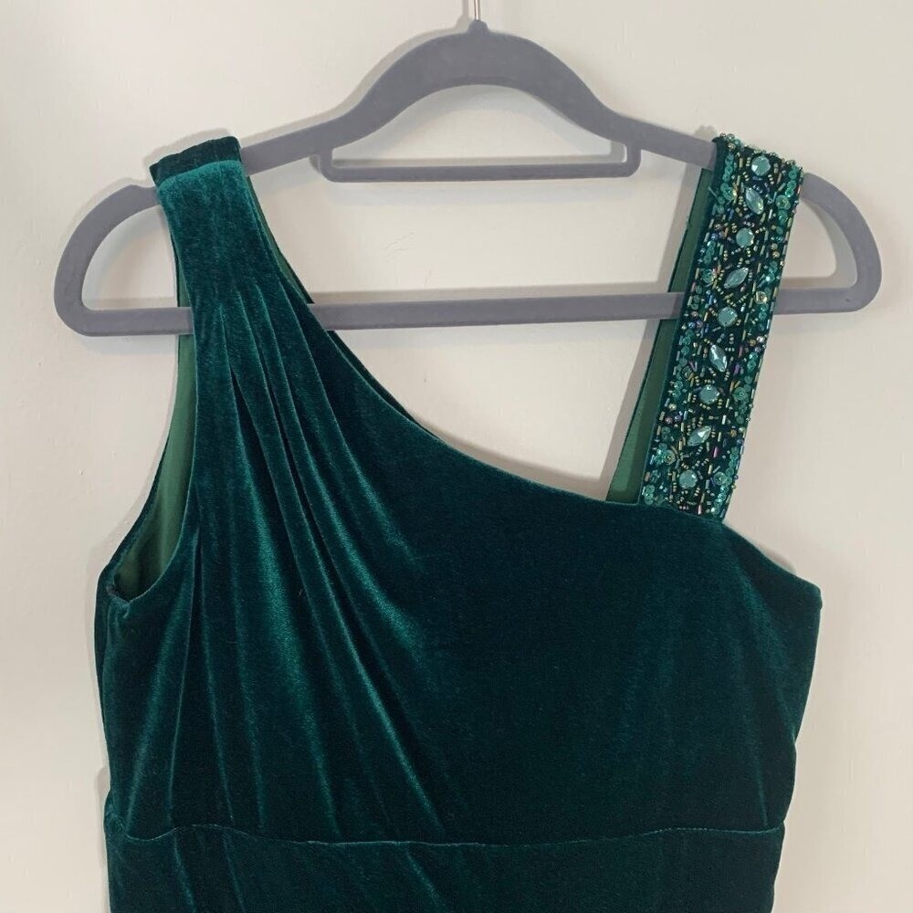 Decode 1.8 Velvet One Shoulder Beaded Strap Emerald Green Dress Size 8