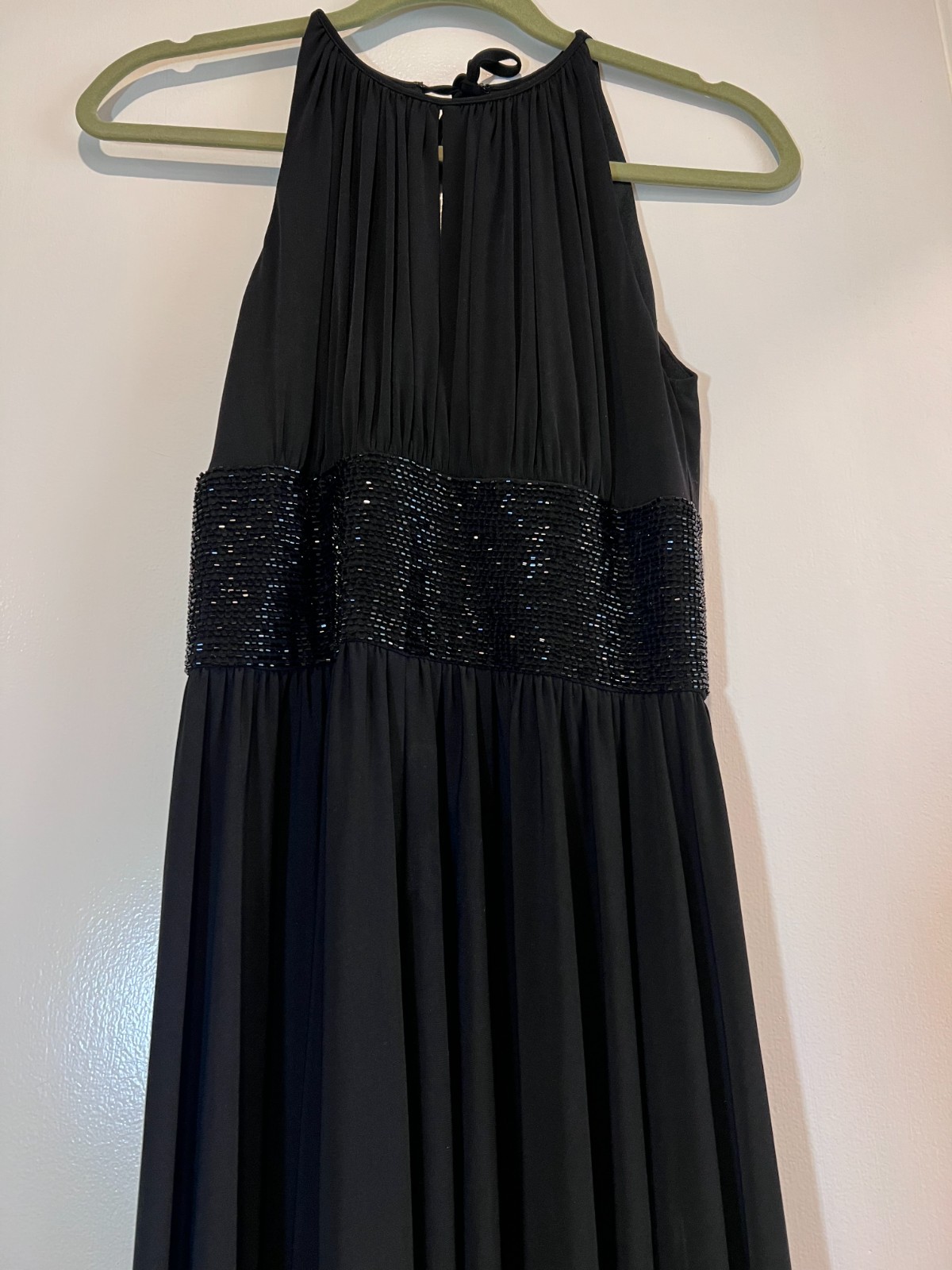 JS Boutique Black Halter Maxi Gown Sequin Empire Waist Keyhole Evening Dress 4