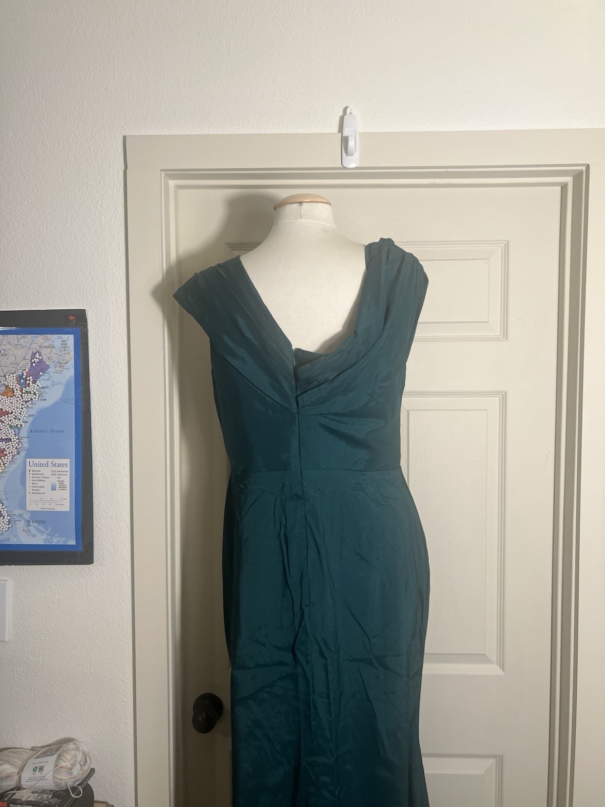 Ryanth Size 12 Floor Length Green Dress W/small Train NWT