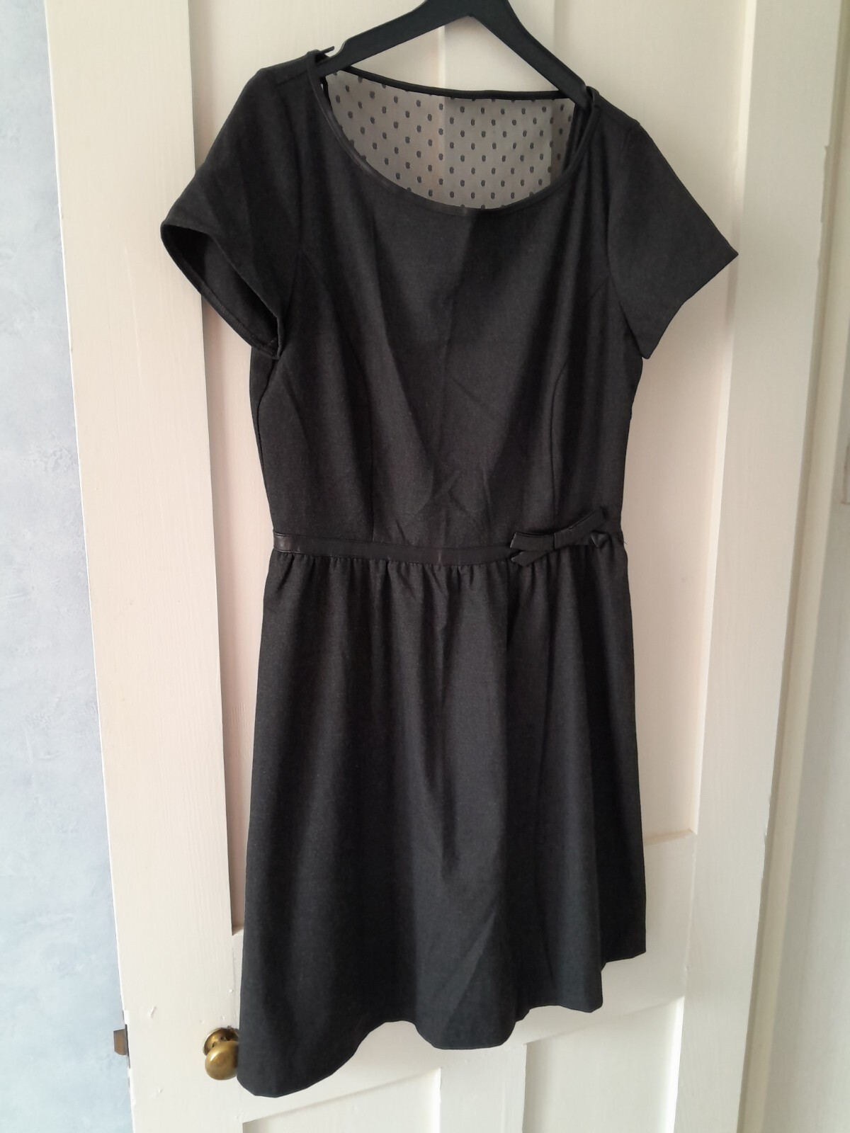 Ladies La Redoute Dark Grey/Black Lace Back Detail Dress Size 10 – Worn once