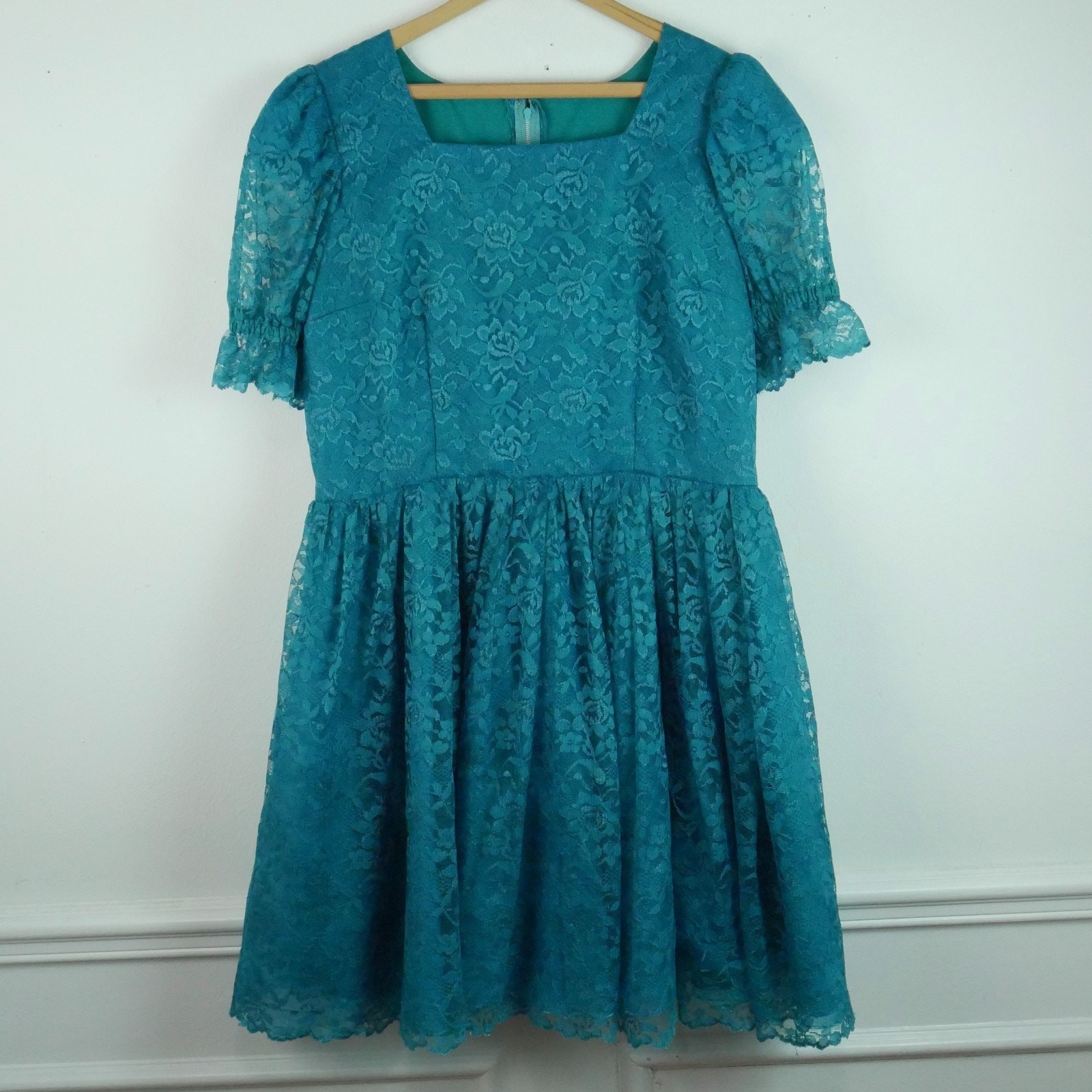 Vintage XL Handmade Lace Party Dress Fit Flare Retro Classic Holiday Dollette