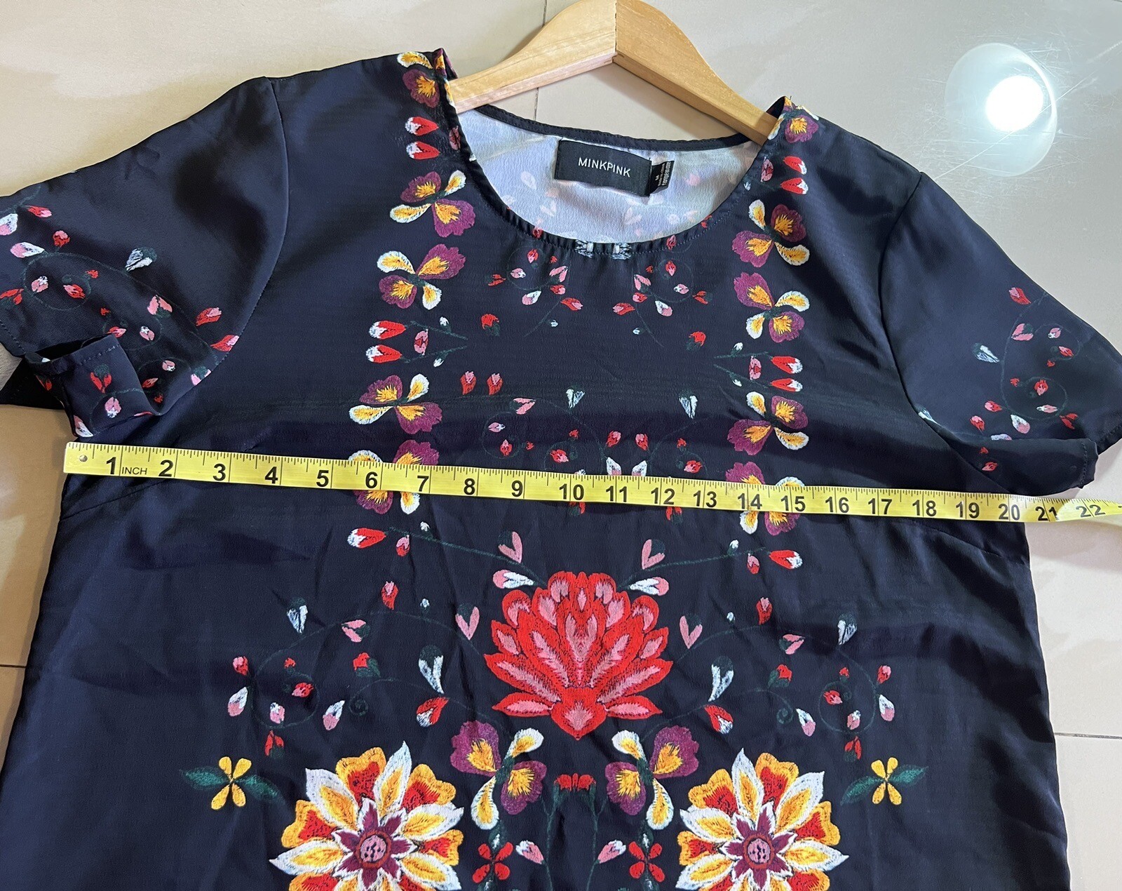 MINK PINK Wisdom Tee Short Sleeve Shift Dress black floral Size M Bohemian Boho