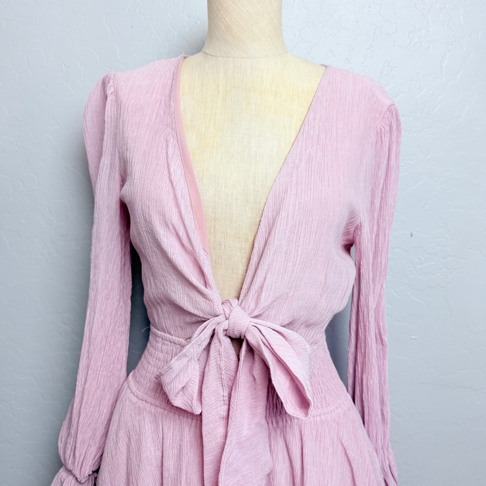Saints + Secrets Pink Crinkle Ruffle Mini Dress Tie Front Smocked Waist Womens S