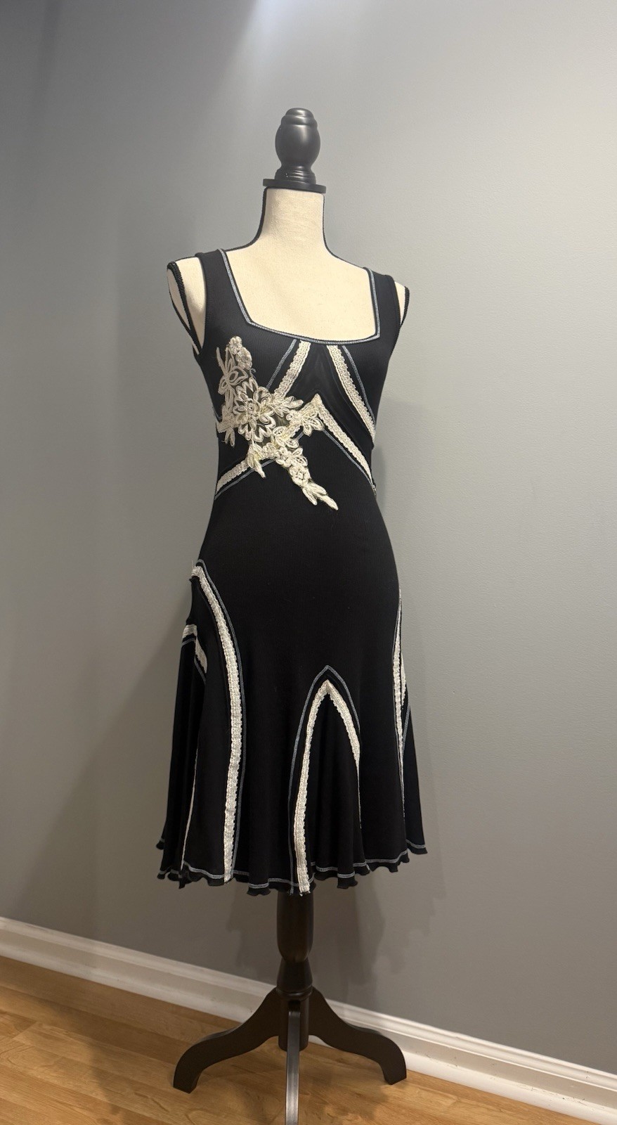 Shirt Passion Italy Black Lace Appliqué Midi Dress NWT Made in Italy Size M