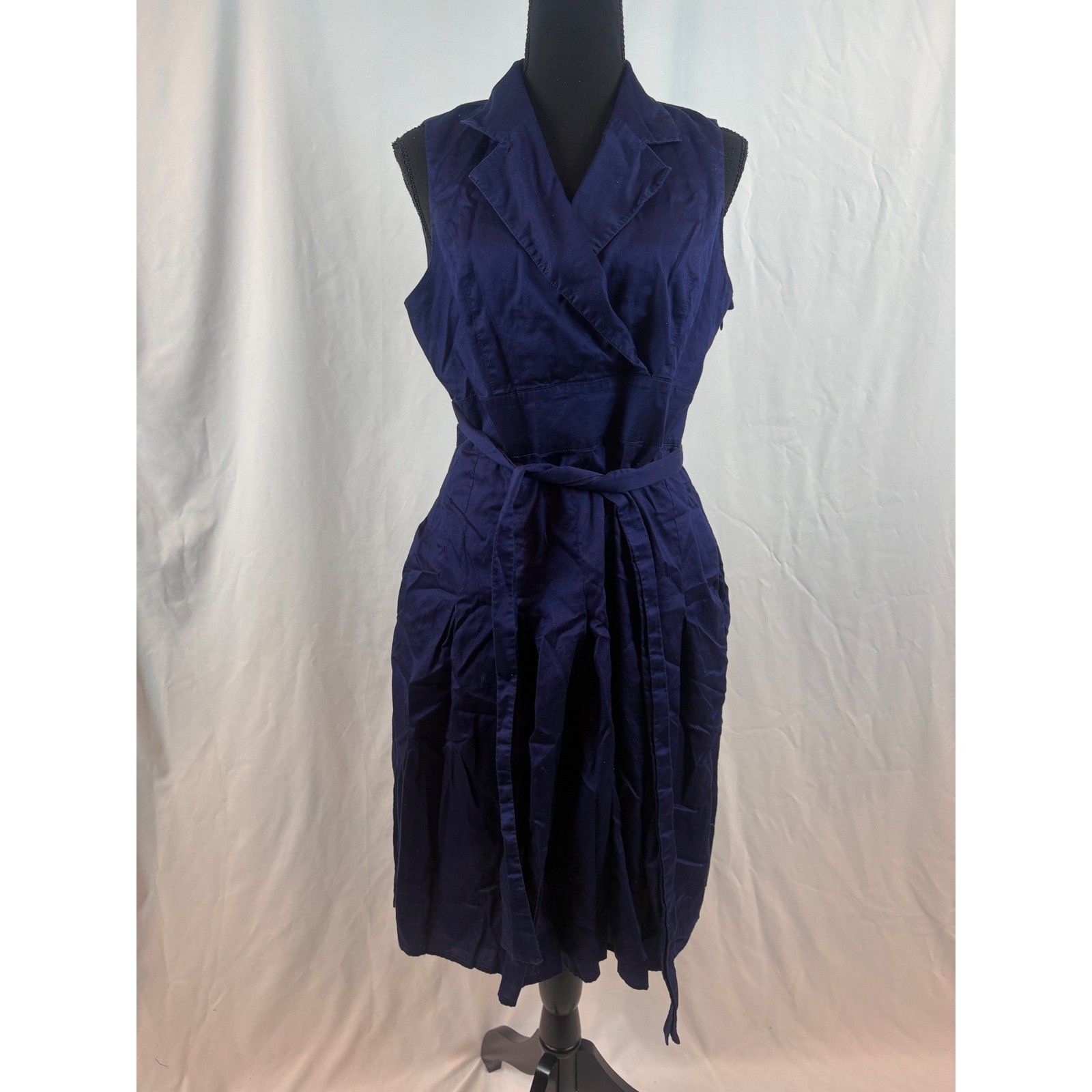 Navy Blue Sleeveless Wrap Dress Notched Lapel Pleated Skirt with Belt Pockets