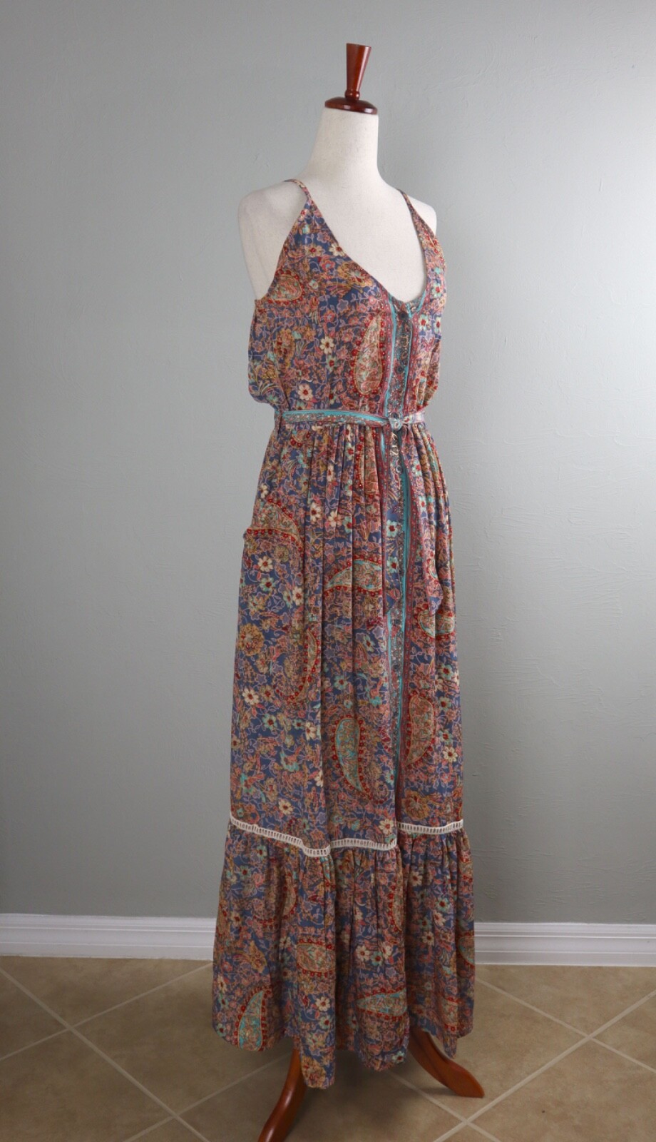 CIENNA $120 Subtle Metallic Bow Belted Paisley Maxi Tank Dress Size Small