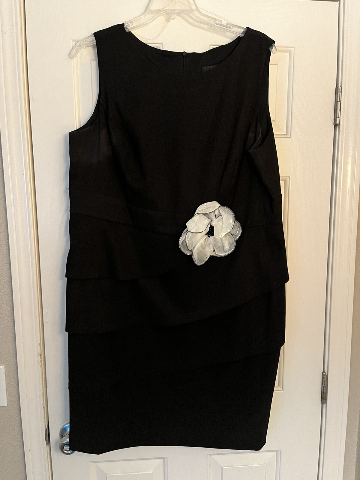 Women’s Plus Size Dress Size 18/20 Used Good Condition